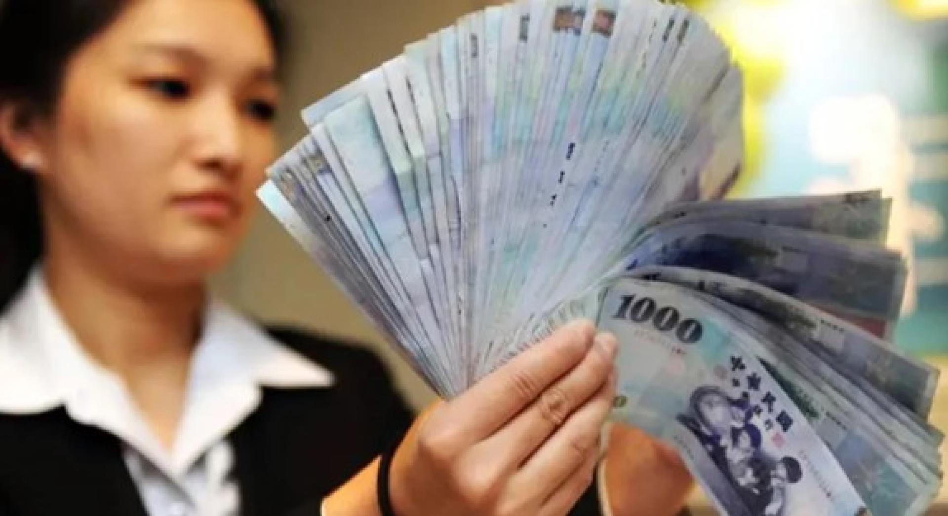 新台幣兌美元持續升值大批台民爭相換匯- 联合日报