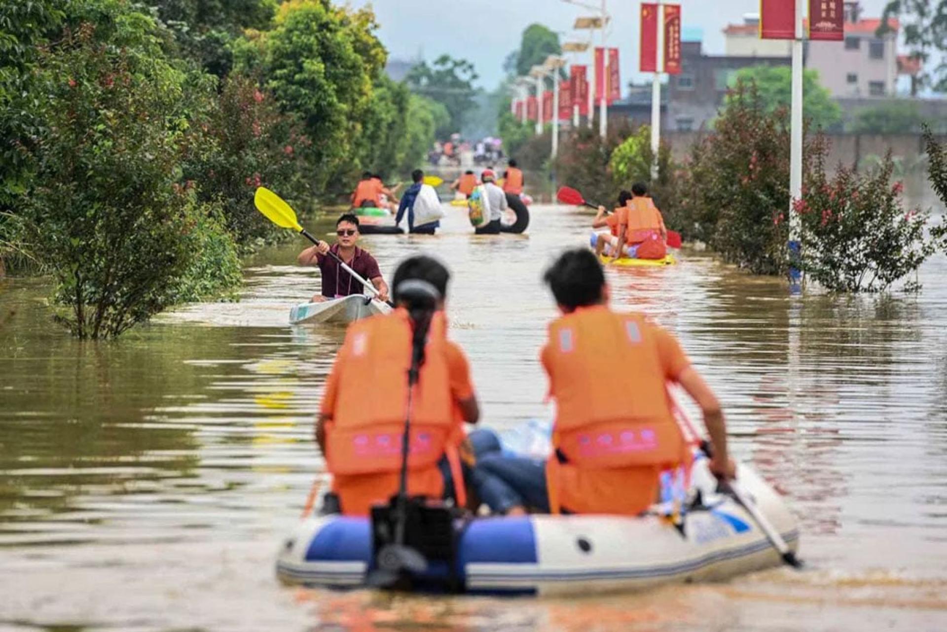 进入汛期以来，中国共发生19次强降雨过程，较常年同期偏多2次。（档案照）