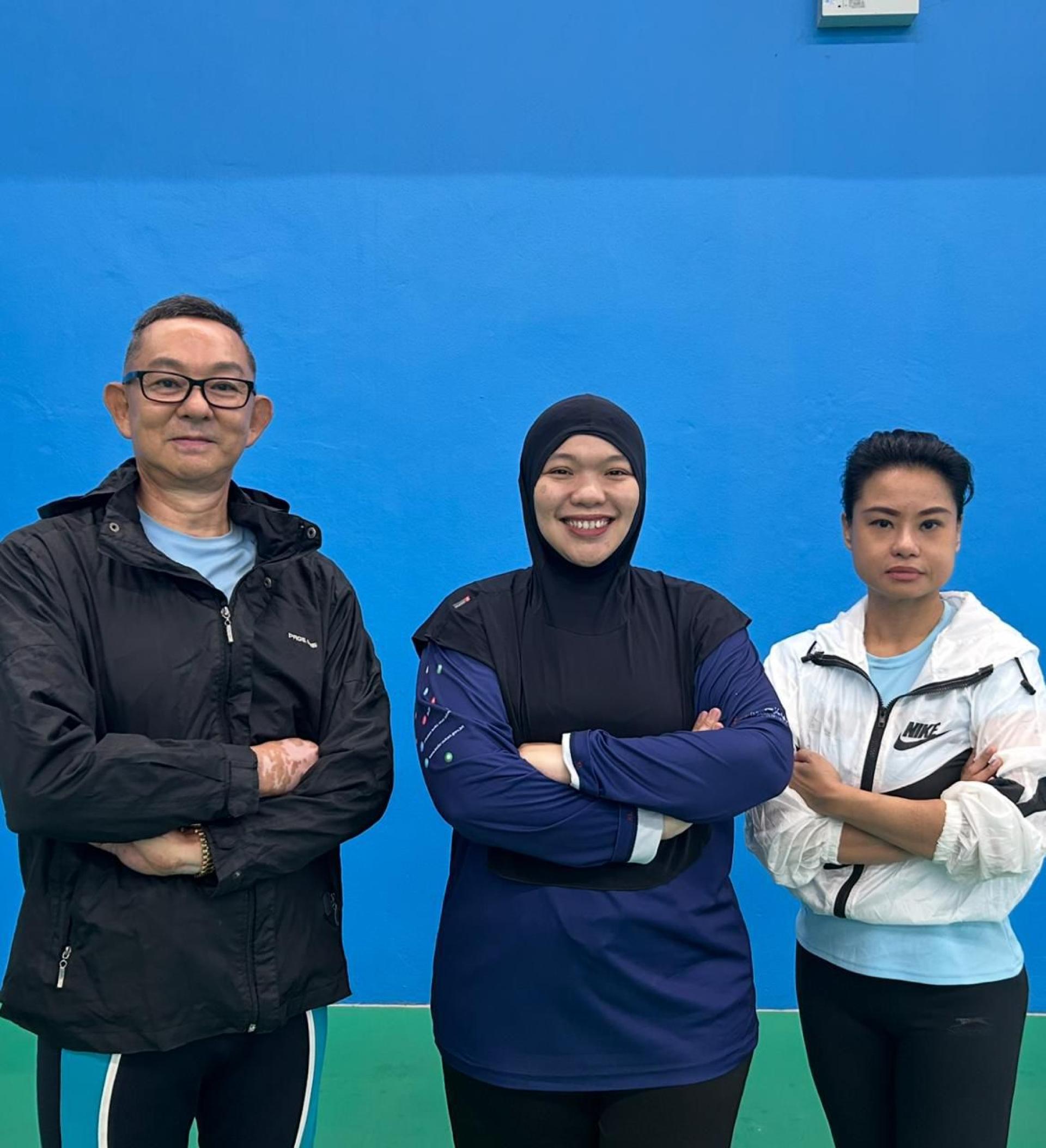 陈瑞成校长与Dayang Amhra Farahiyah Binti Hj MohdHamdilah及 陈总教练合影