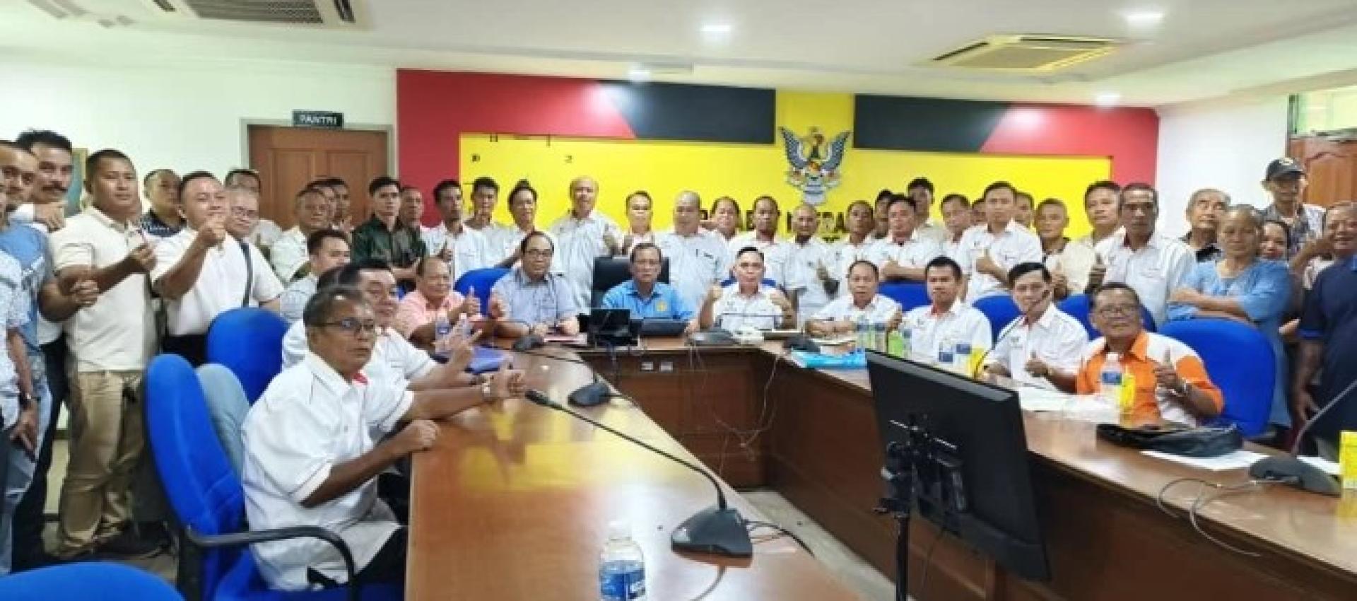 罗兰于周二下午在巴干县署主持美銮地区的社区与族群领袖（KMKK）会议。