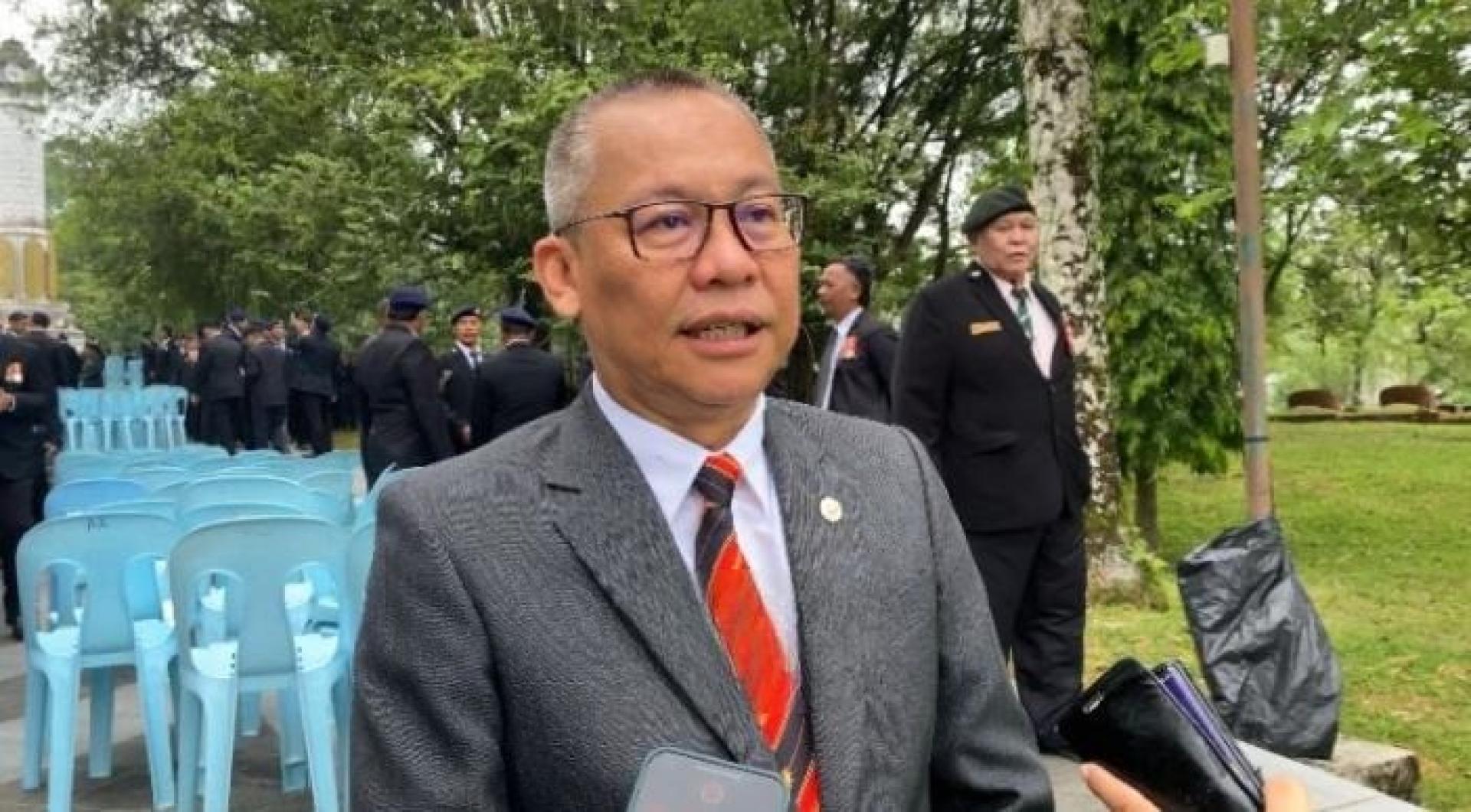拿督阿都拉赛多表示，军人们的功绩与牺牲应被年轻一代铭记与体会。