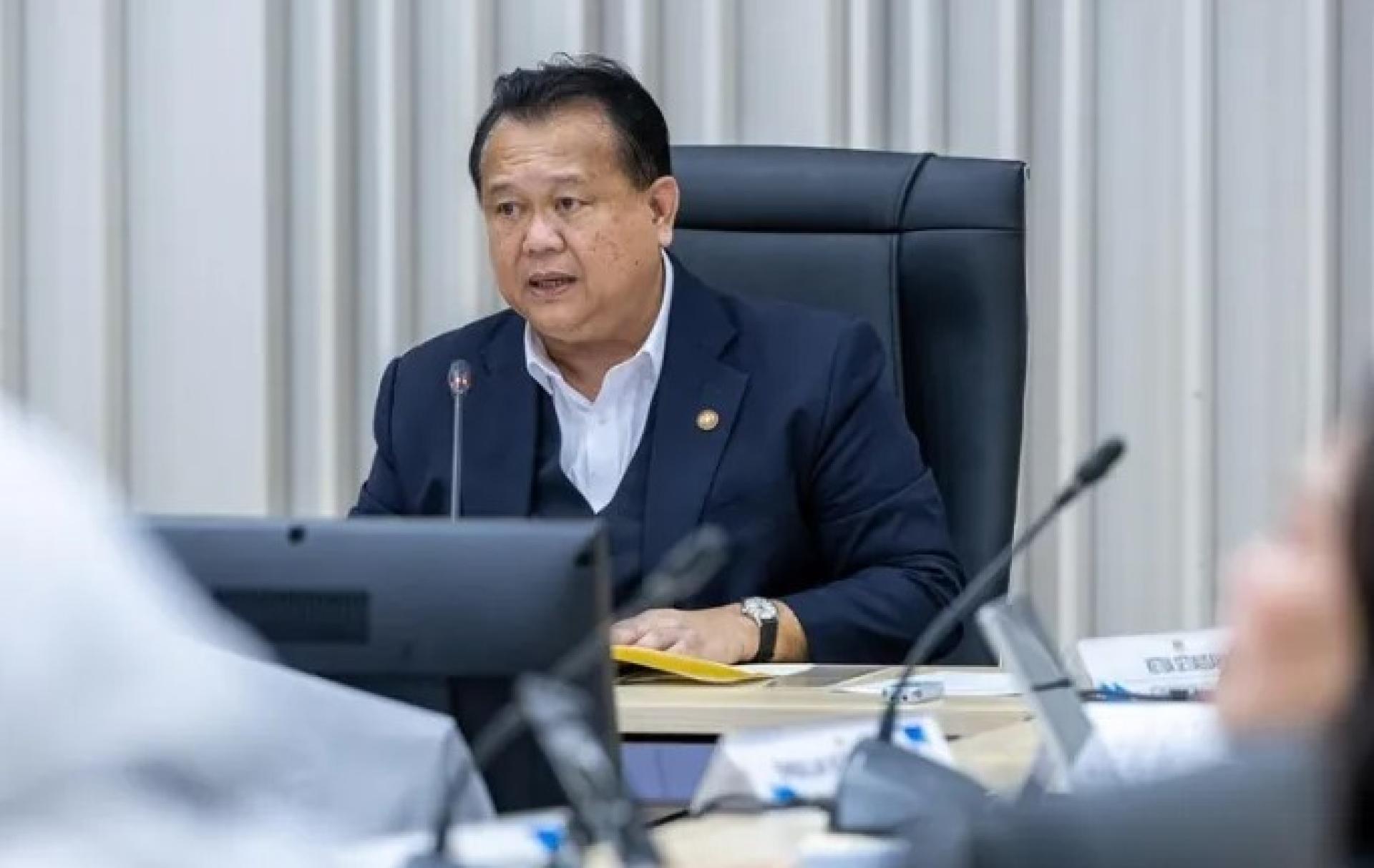 工程部长亚历山大南达林奇。