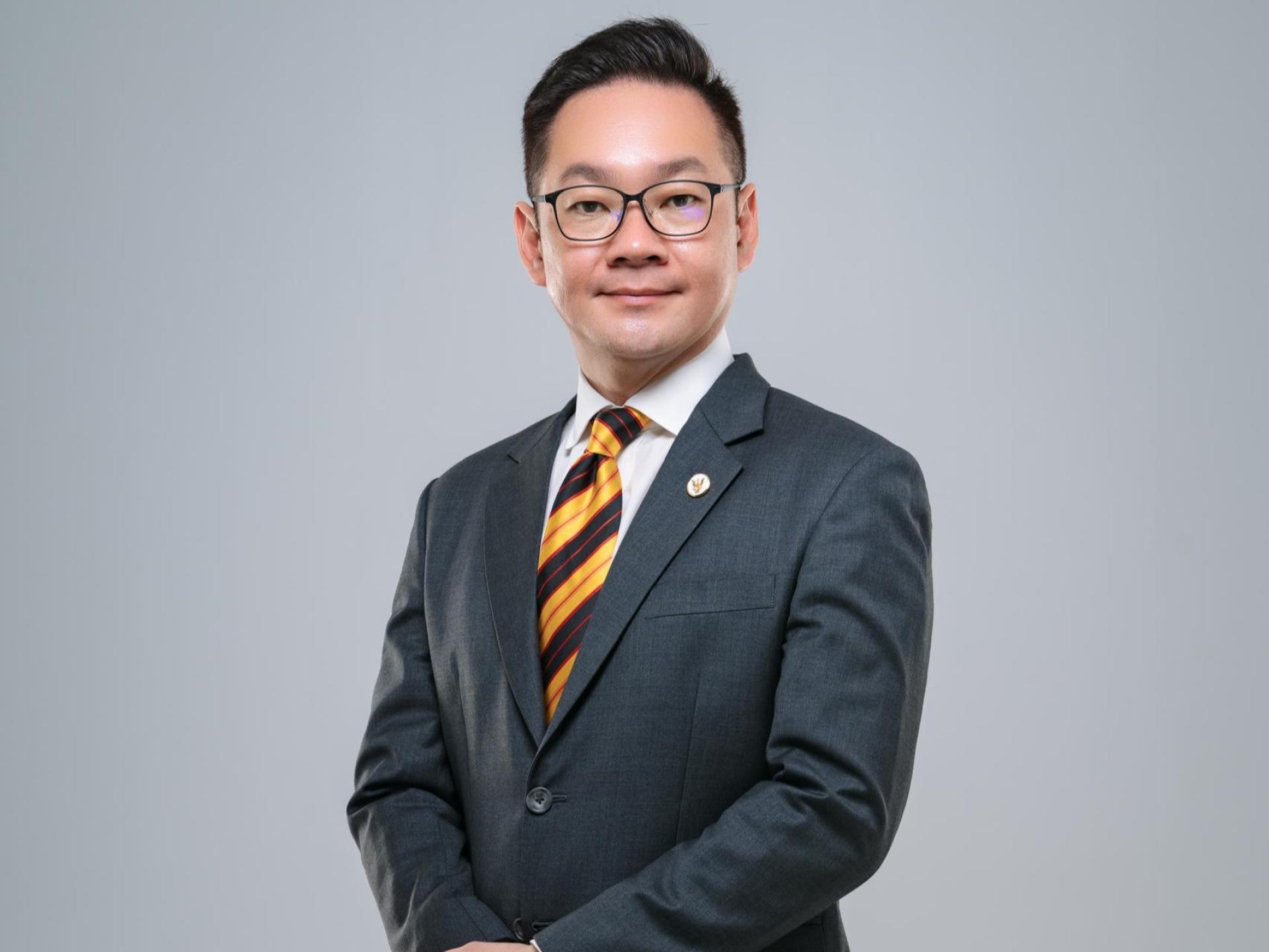 程明智强烈敦促所有相关当局，包括诗巫市议会、诗巫公共工程和诗巫水利灌溉局，对各自管辖区域进行全面勘察和检查，识别并立即更换任何缺失或损坏的沙井盖。