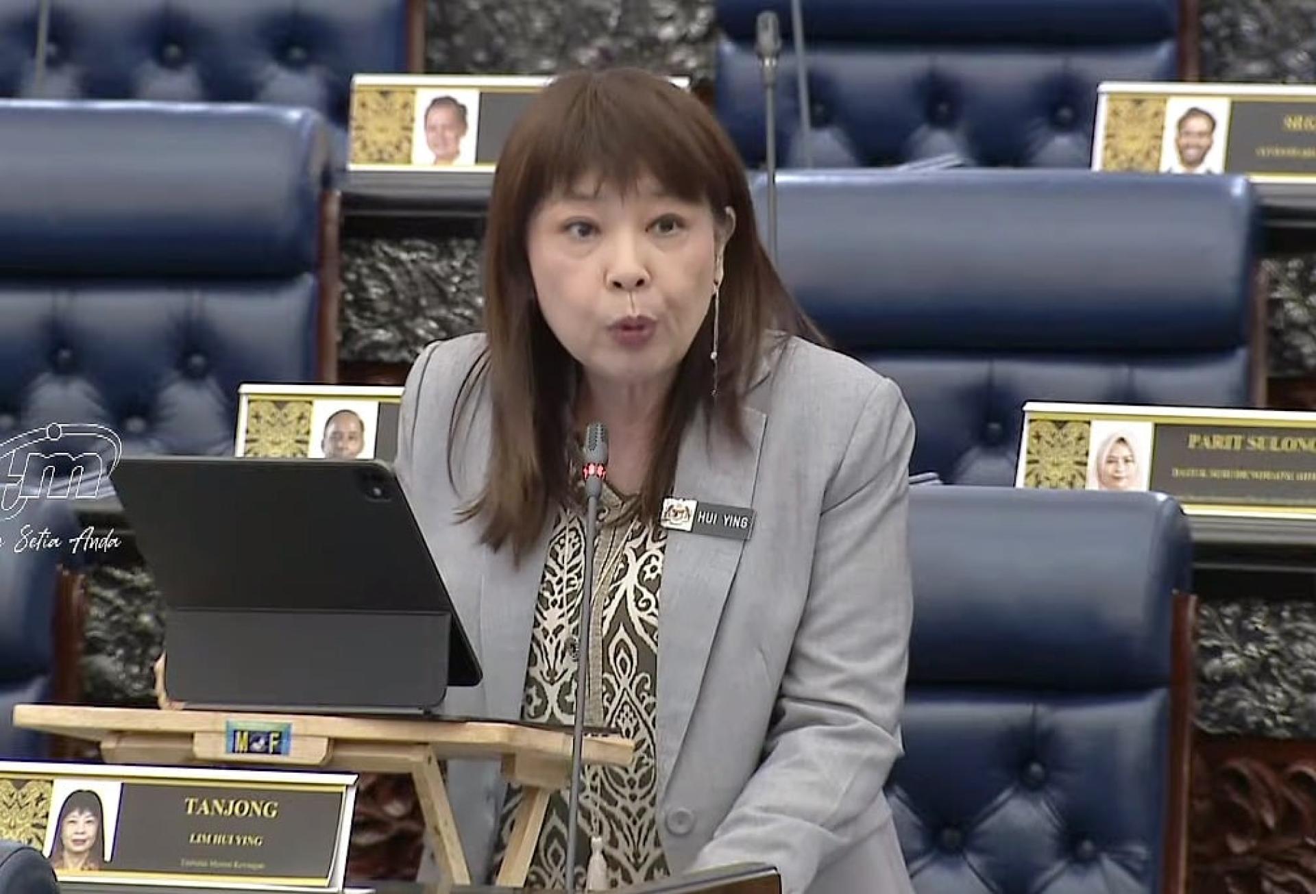 林慧英：公积金局户口结构重组的建议中，每月发放退休金的机制并不影响现有会员。