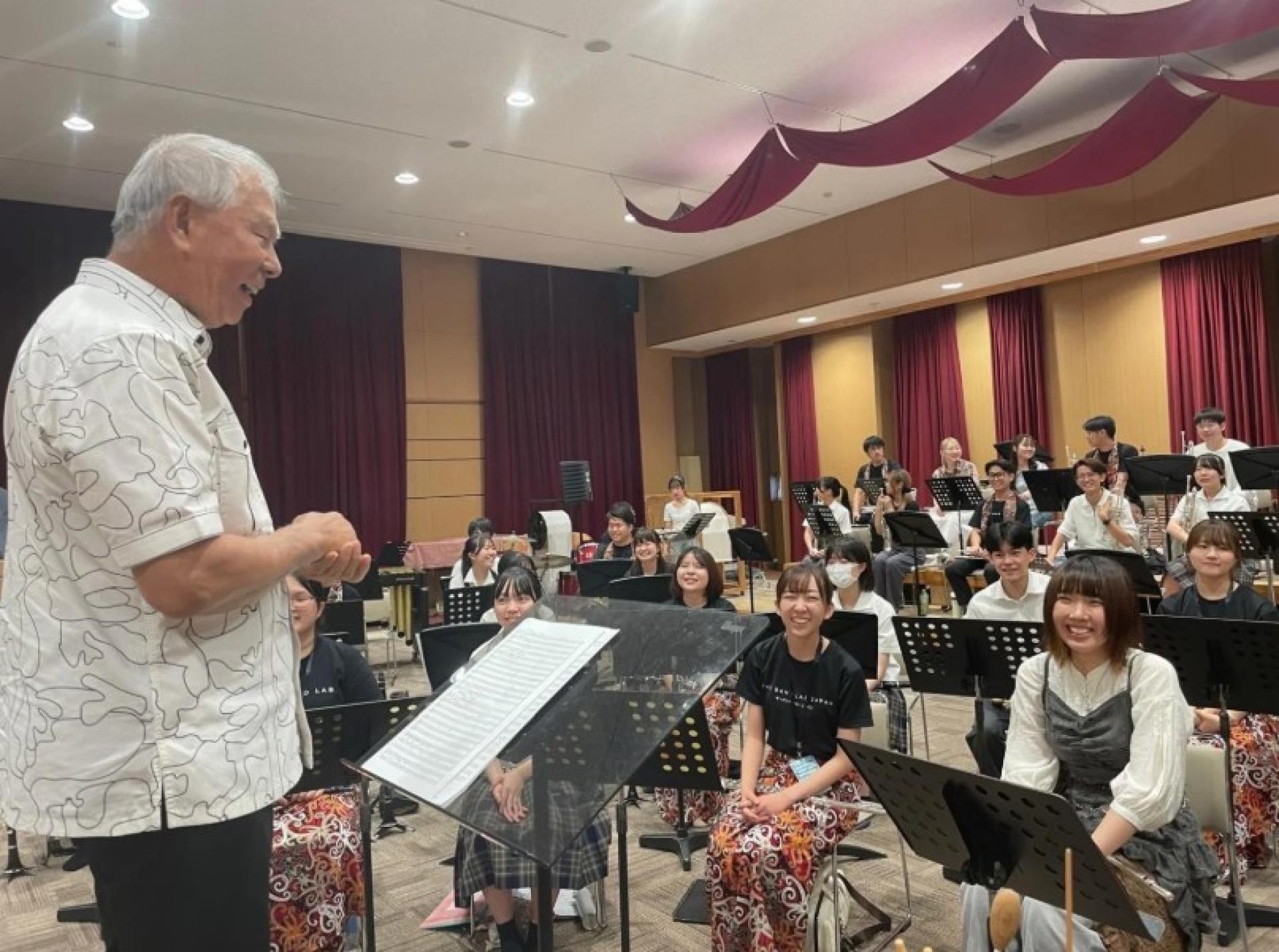 演出期间的珍贵画面记录。