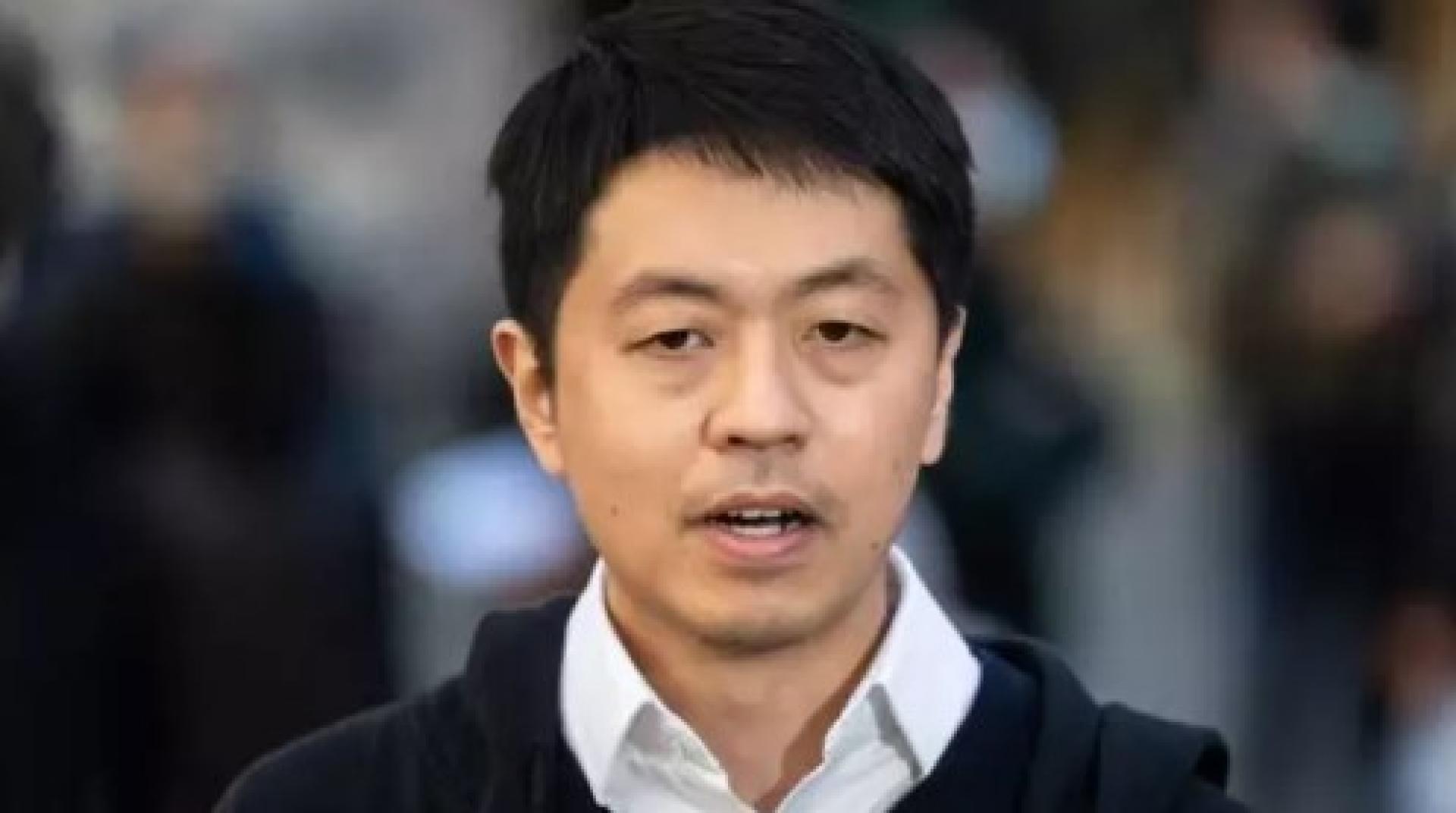 被香港政府悬红通缉的前立法会议员许智峯资料图片 。