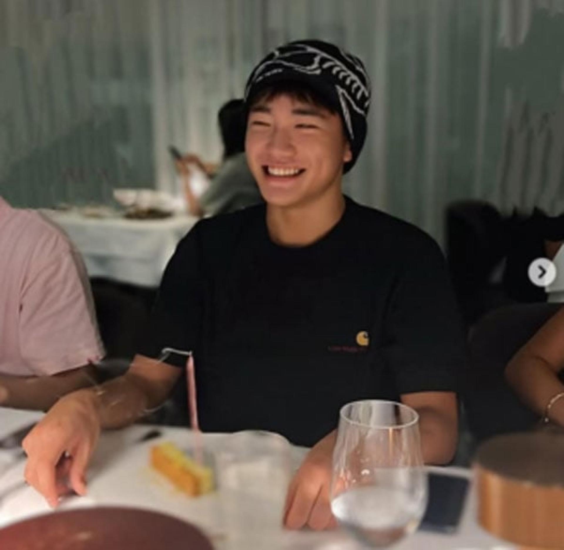 曹格大儿子17岁了！