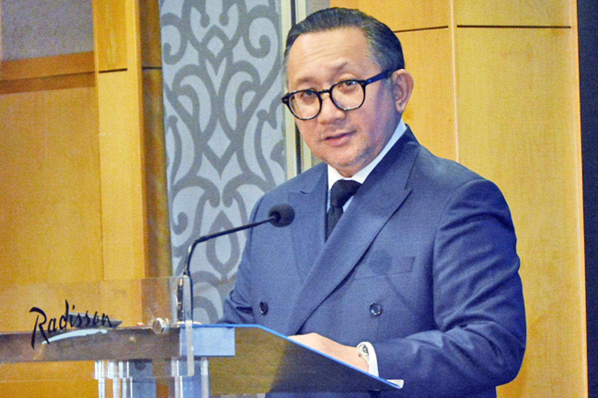交通和通讯常任秘书莫哈末纳兹里在会上致词
