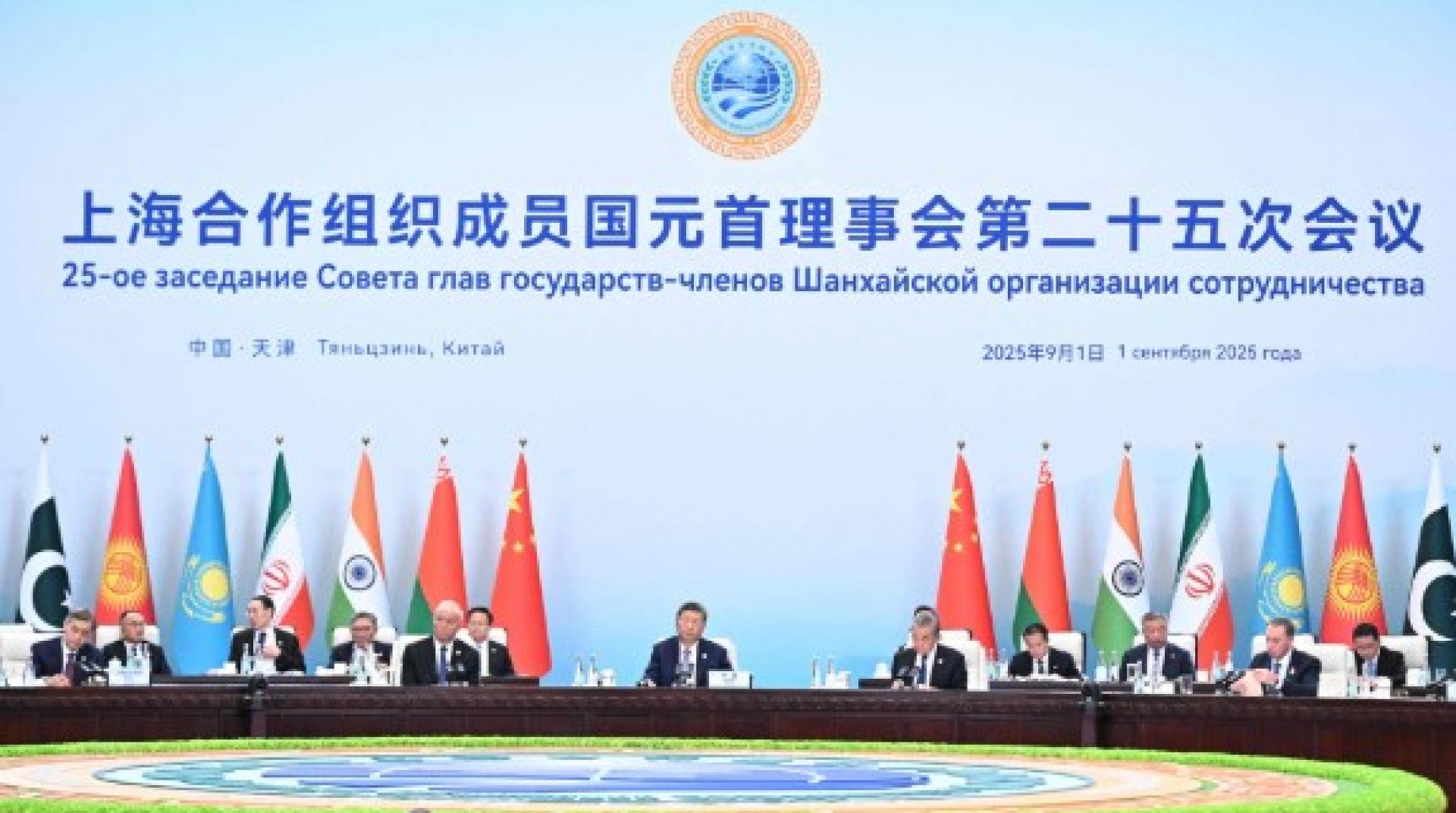 习近平在上海合作组织成员国元首理事会会议发言。