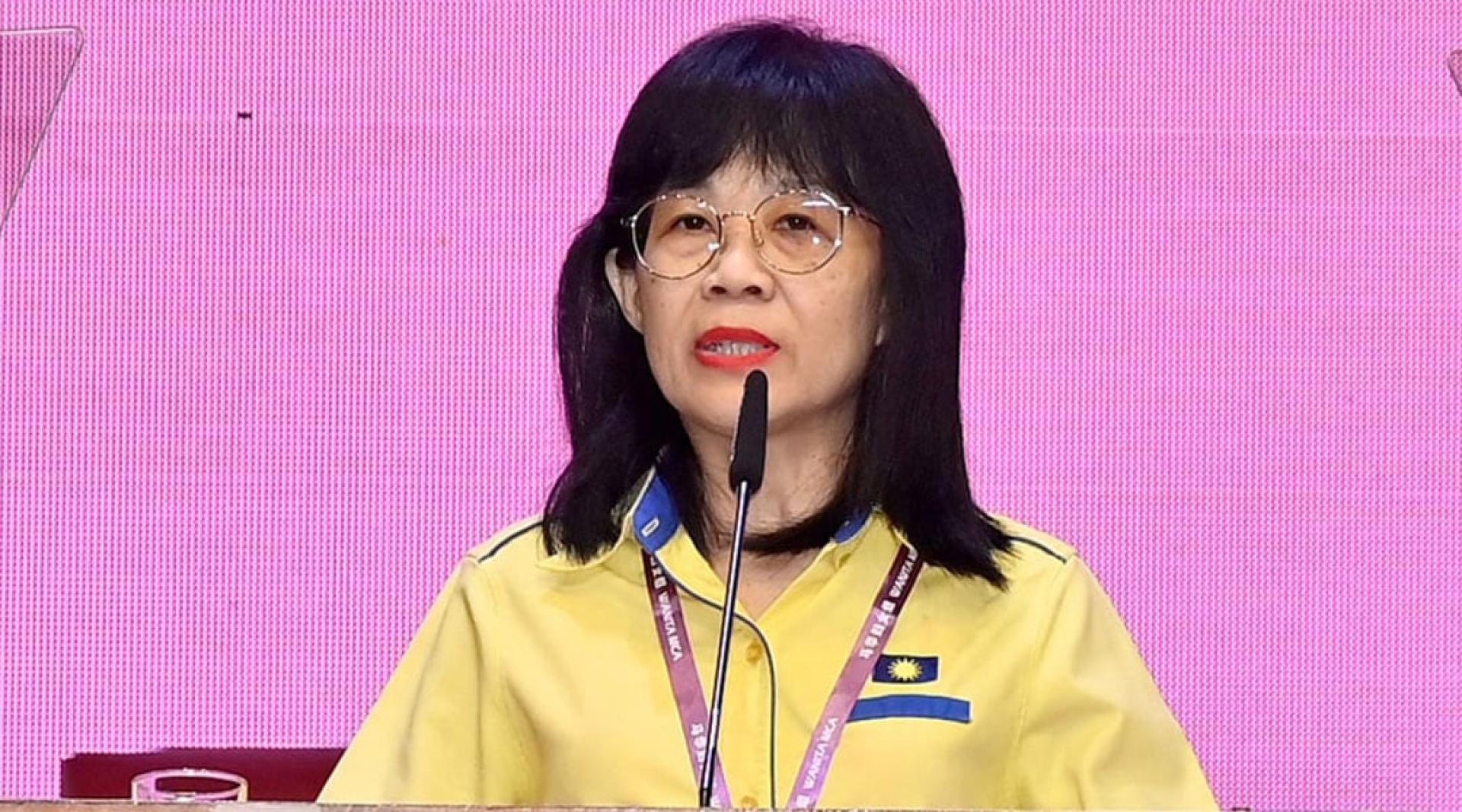 黄友凤认为，《国家妇女政策》已展现全面性，涵盖了保障家庭安全与推动妇女经济赋权两大层面。