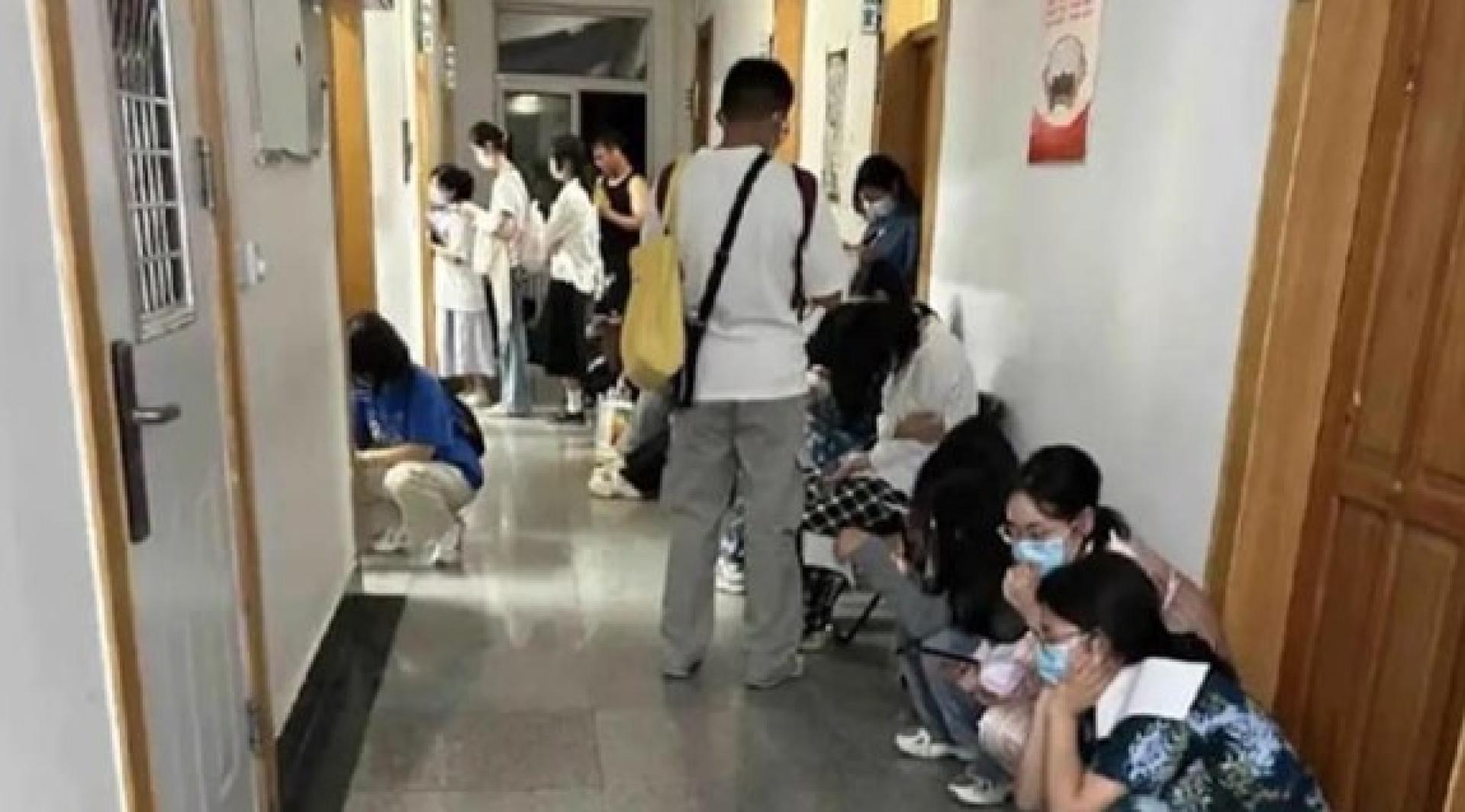 出现肠胃炎症状的2087人当中，其中已痊愈1817人，仍有症状者270人，但均为轻症。（网络图）