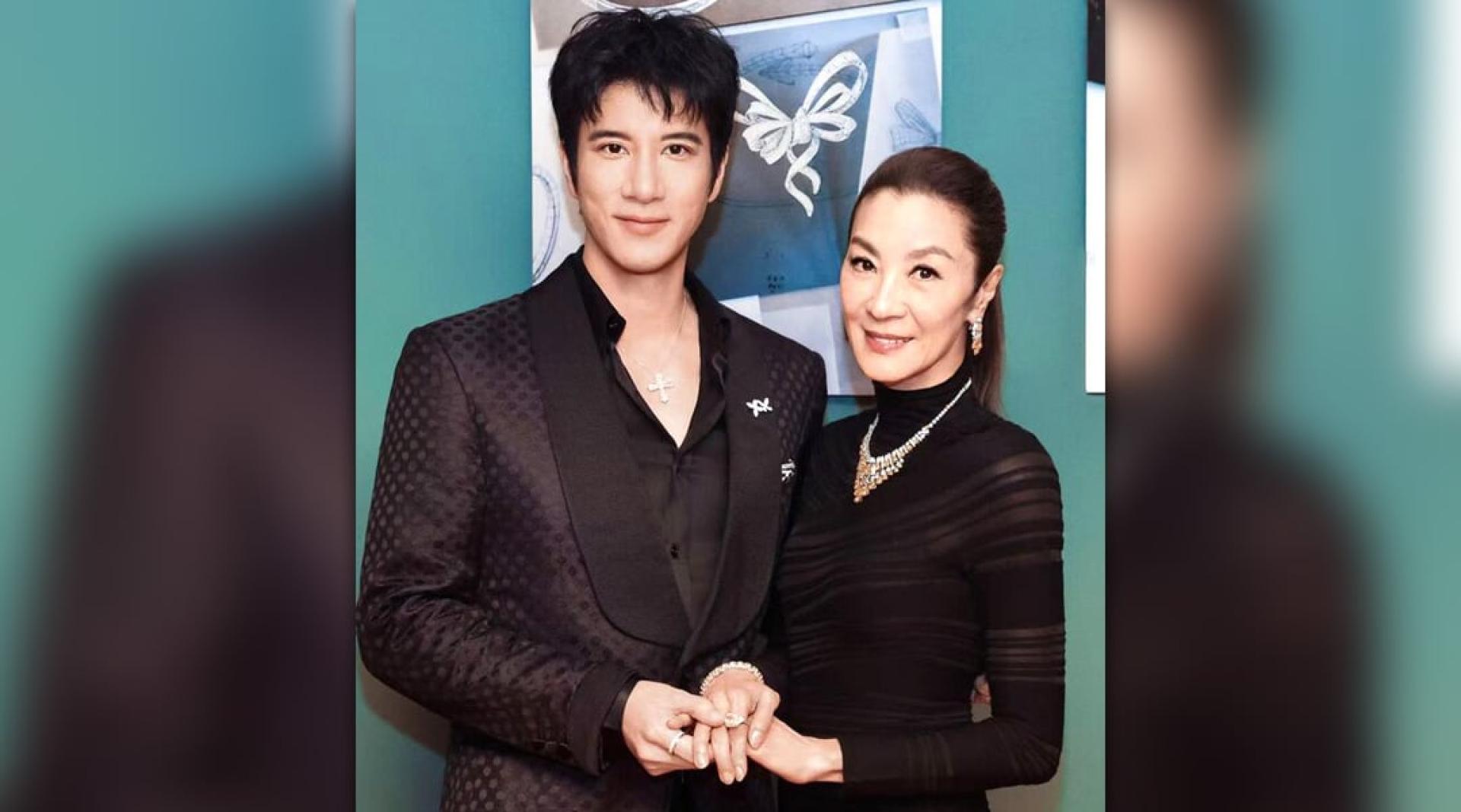 王力宏与杨紫琼闪亮现身 。