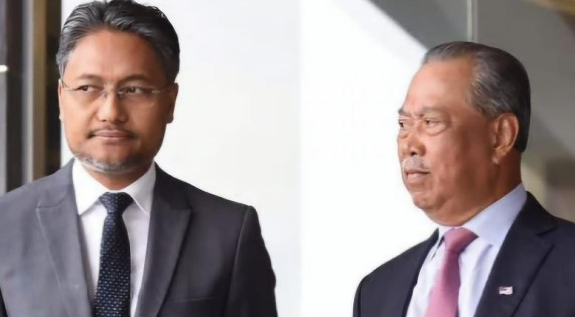 马祖基（左）形容有慢性疾病在土团党蔓延，促党内要及时处理。