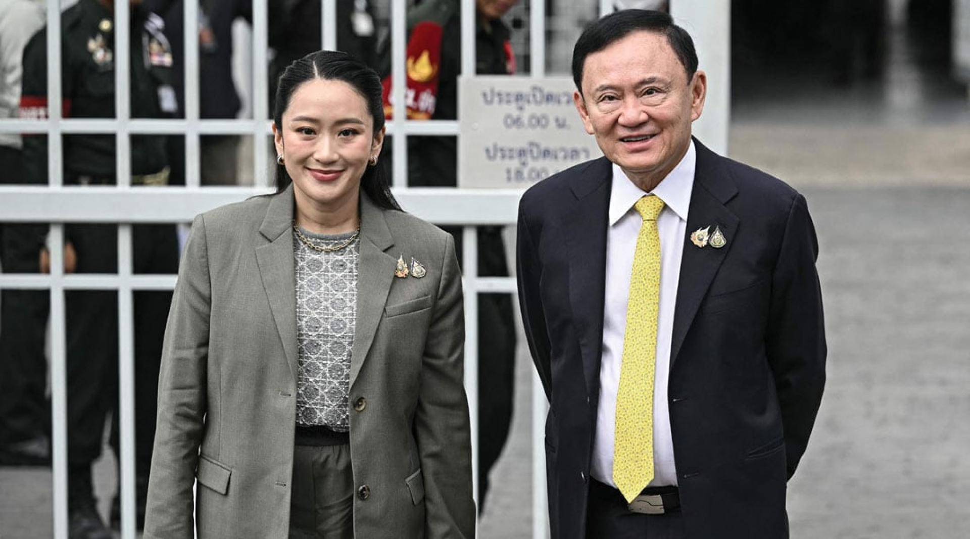 佩通坦和父亲他信本月9日到最高法院，法院之后判处他信必须重新入狱服刑1年。