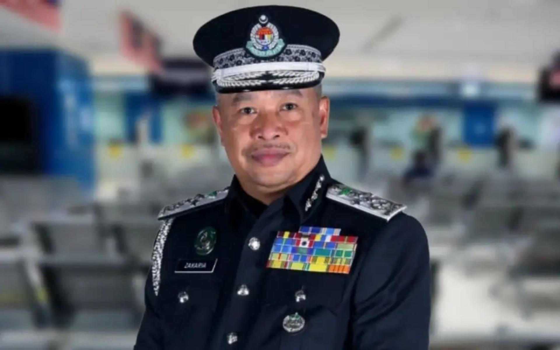 扎卡里亚证实，20名涉及参与“柜台设置”的移民局官员已经被革职，另外还有227人正在接受调查。