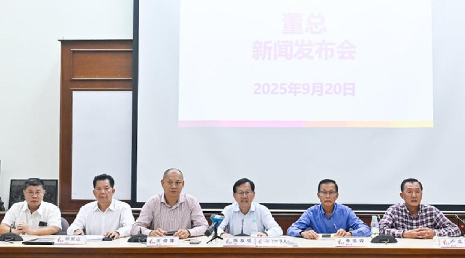 交通部长陆兆福表示，卡车和运输业司机培训计划，可让他们获得更好的薪资。