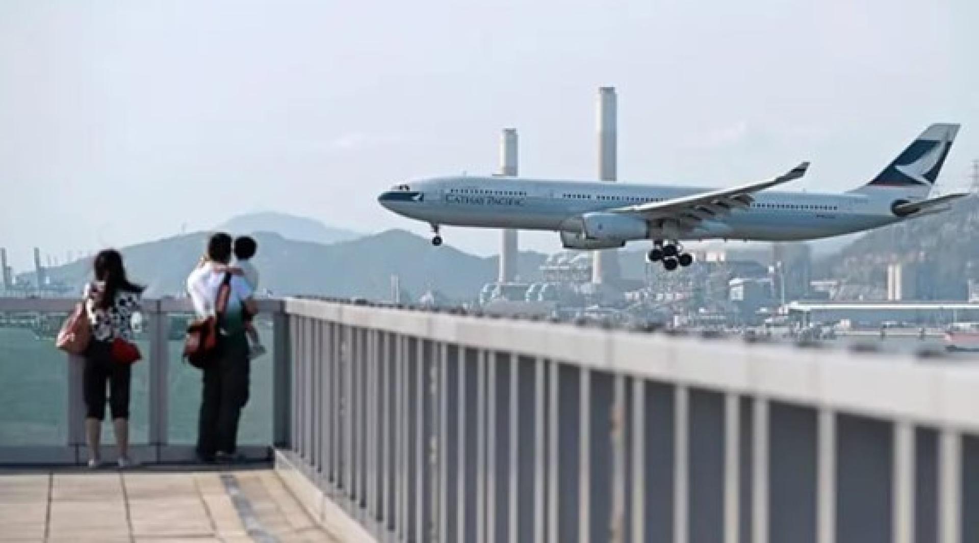 颱風“樺加沙”襲港國泰航空料取消500個航班- 联合日报