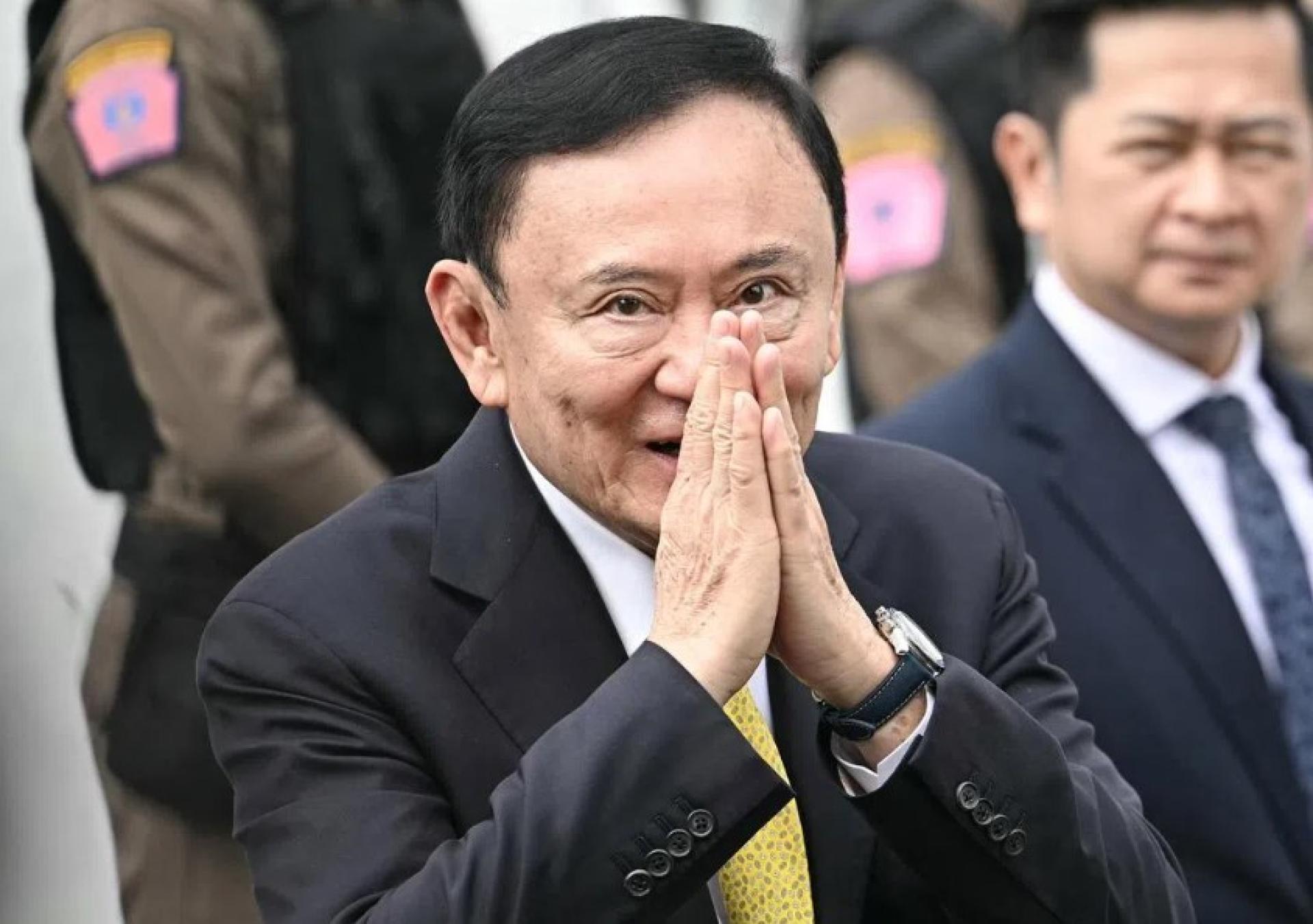 泰国前首相达信9月9日入狱，至今不满一个月，就传出消息指他可能获准到监狱外工作，成为下水道清洁工的督工。 （档案照片）