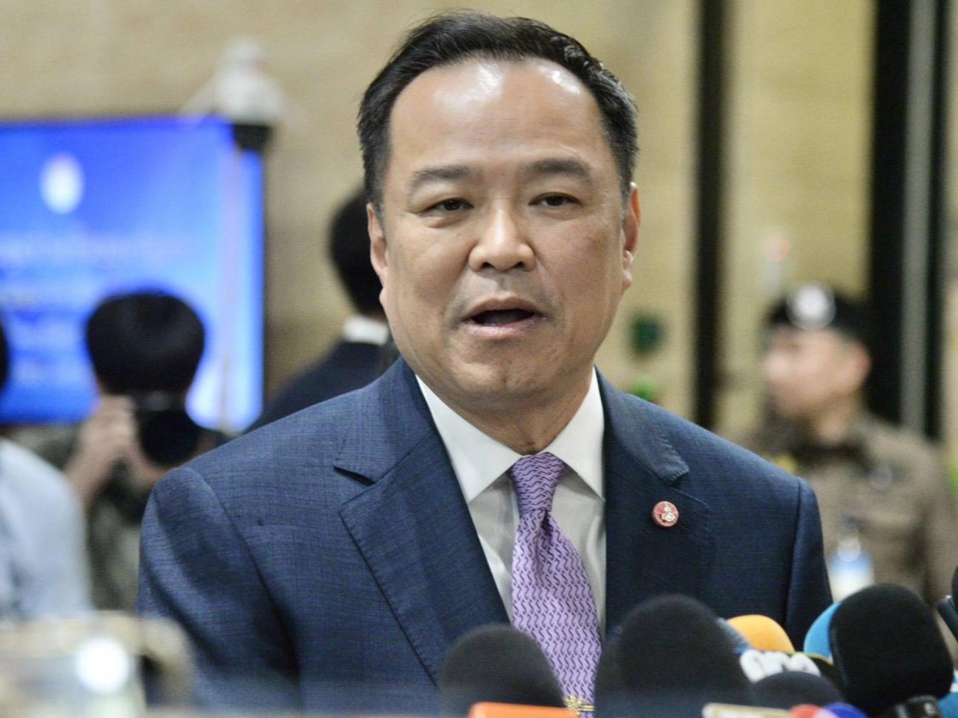 泰国总理兼内政部长阿努廷。