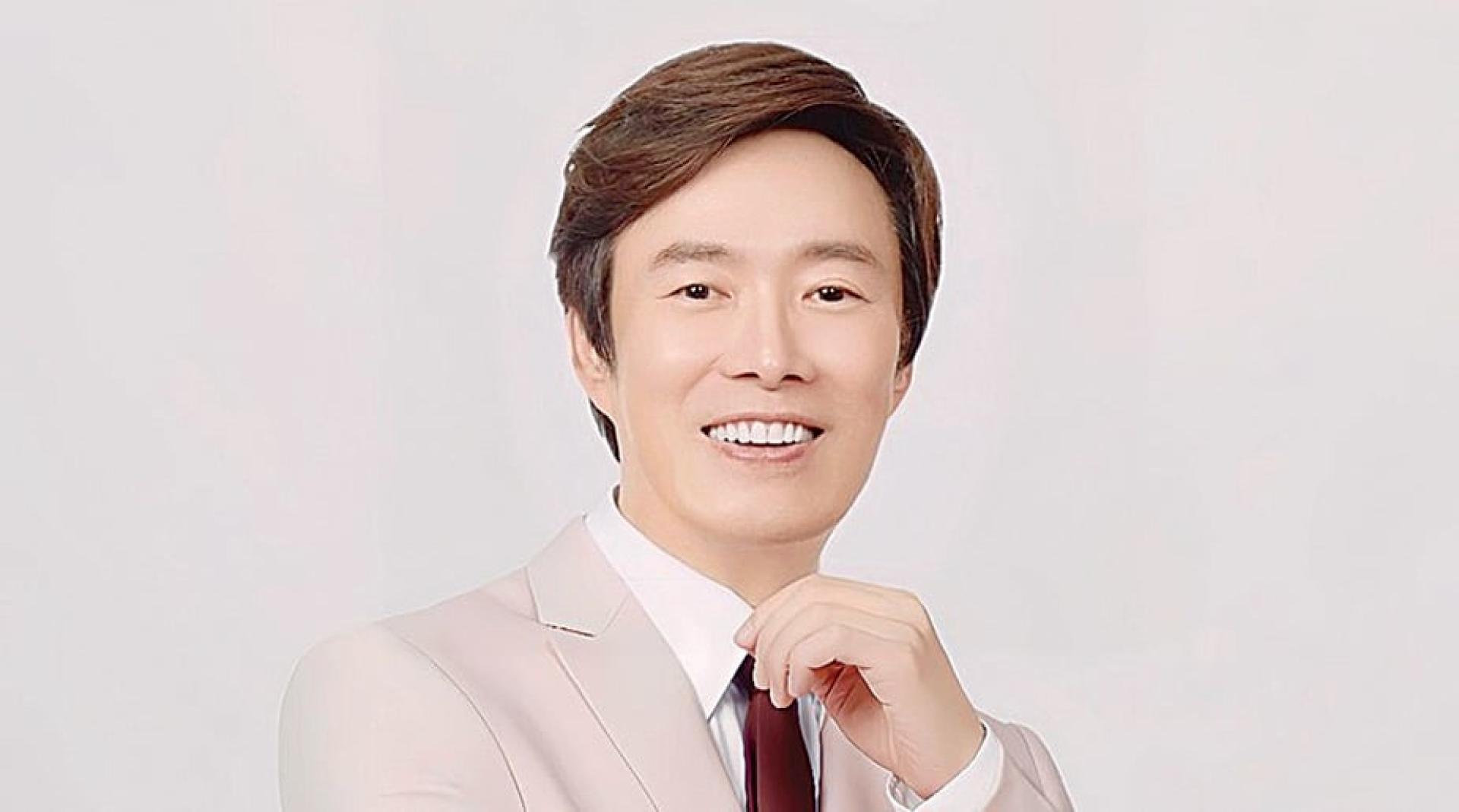 诈骗集团以AI技术合成费玉清影像，成功诈骗一名70多岁妇人百万令吉。