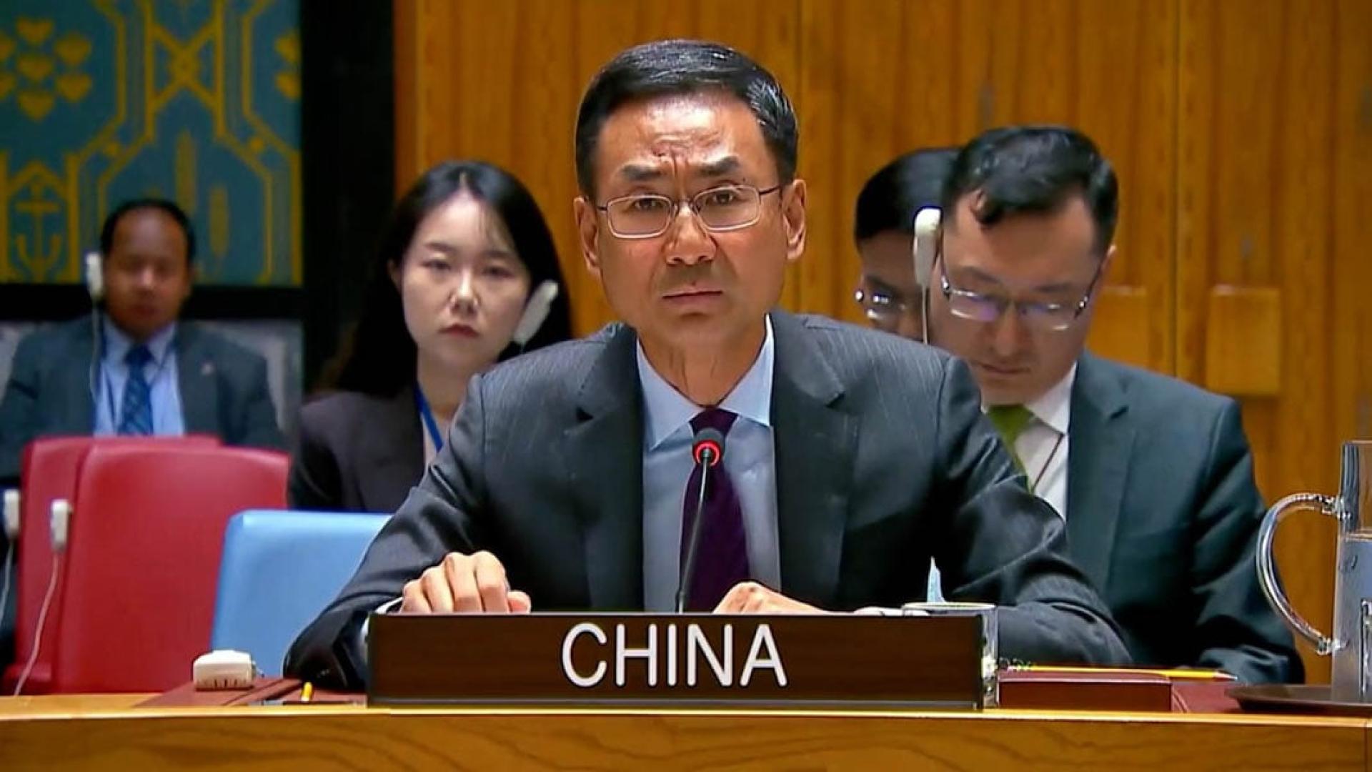 中国常驻联合国副代表耿爽宣称，中国是恐怖主义的受害者。（档案照）