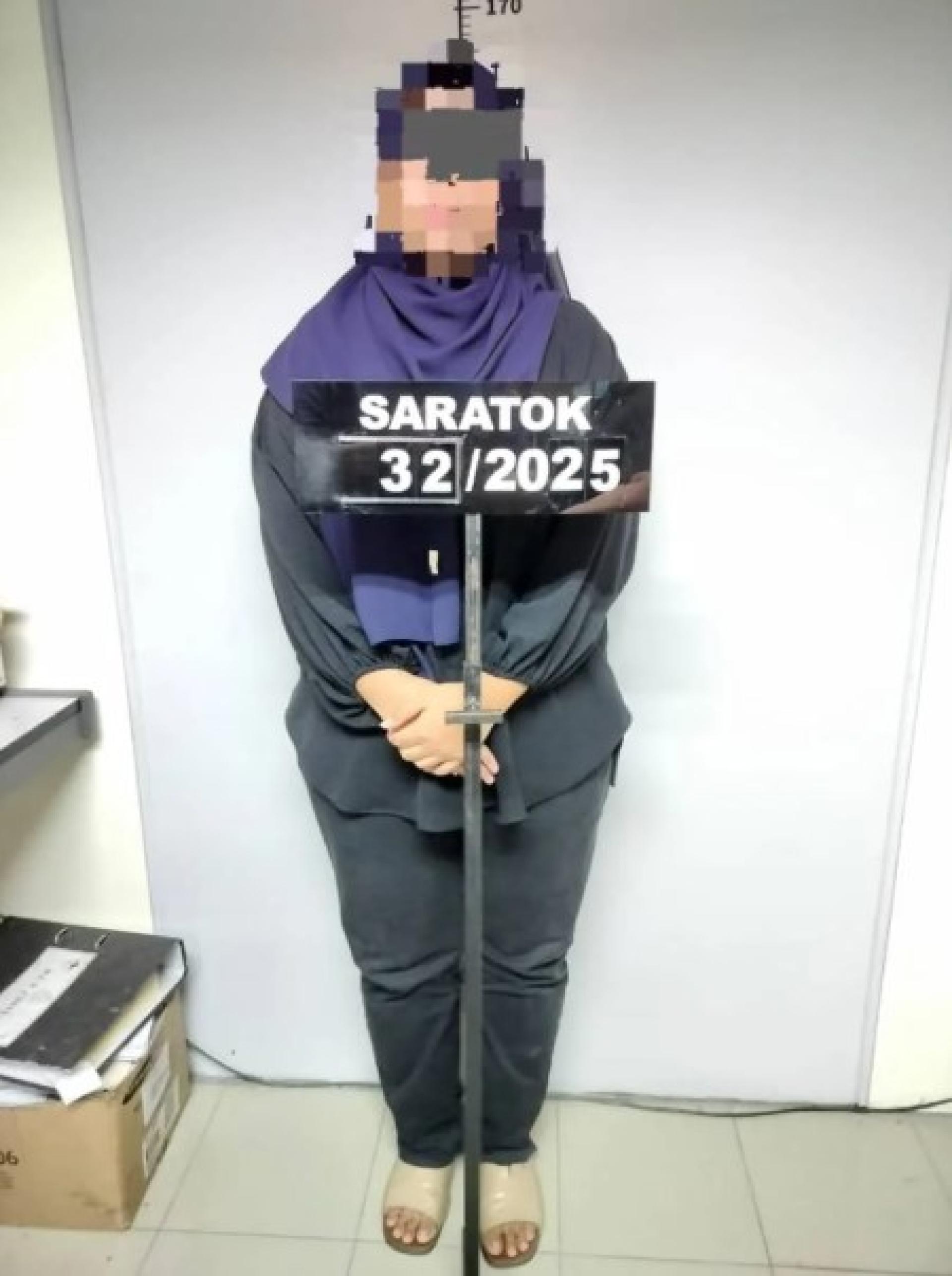 20岁出头女子因涉及网络购买品牌商品诈骗案件被捕。
