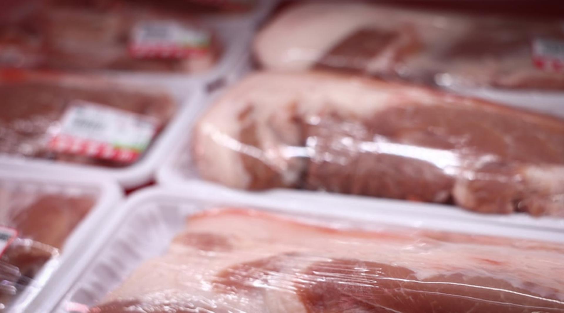 市民在选购猪肉时应注意有否认明产销履历等,以确保食肉安全卫生。