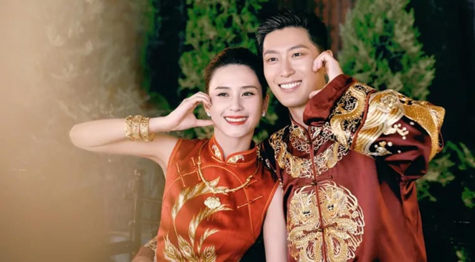何超莲和老公窦骁结婚2年半屡传婚变。