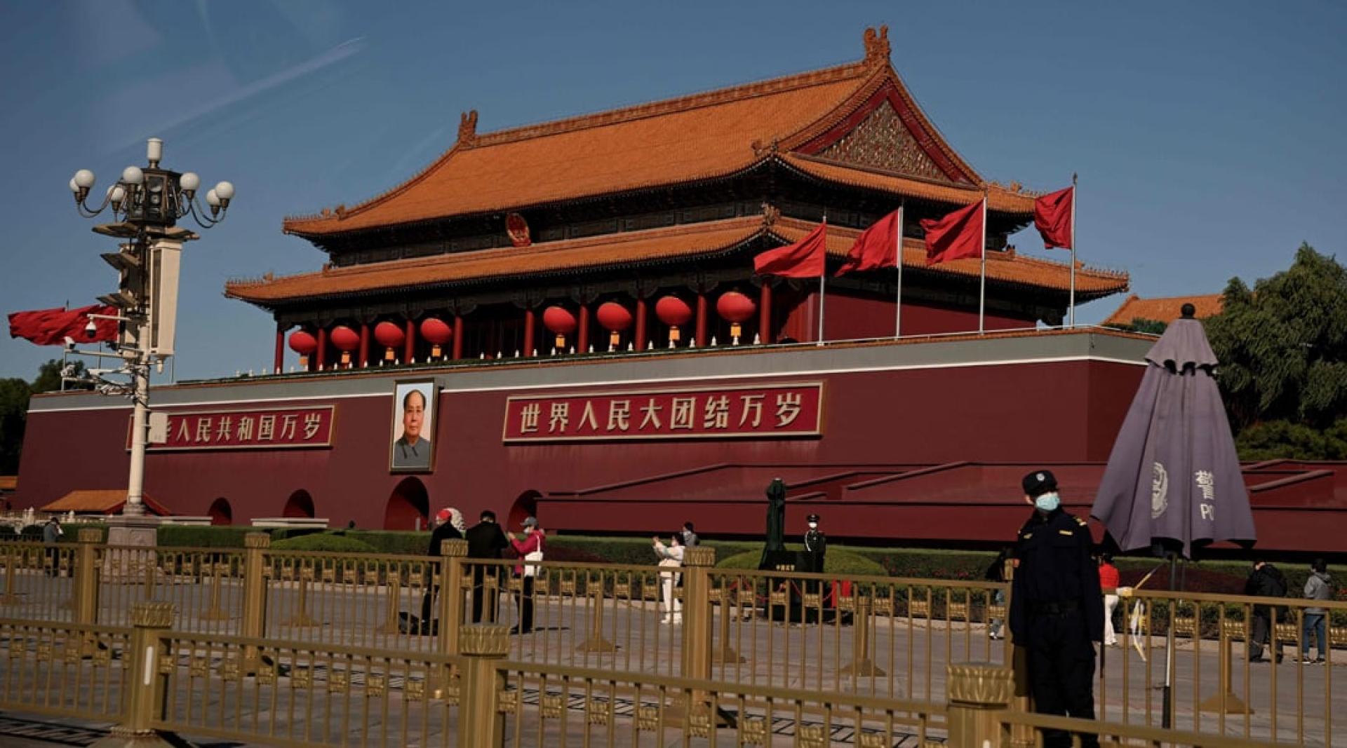 10月24日,中国大陆全国人大常委会通过决定,以法律形式、以国家名义将10月25日设立为台湾光复纪念日。