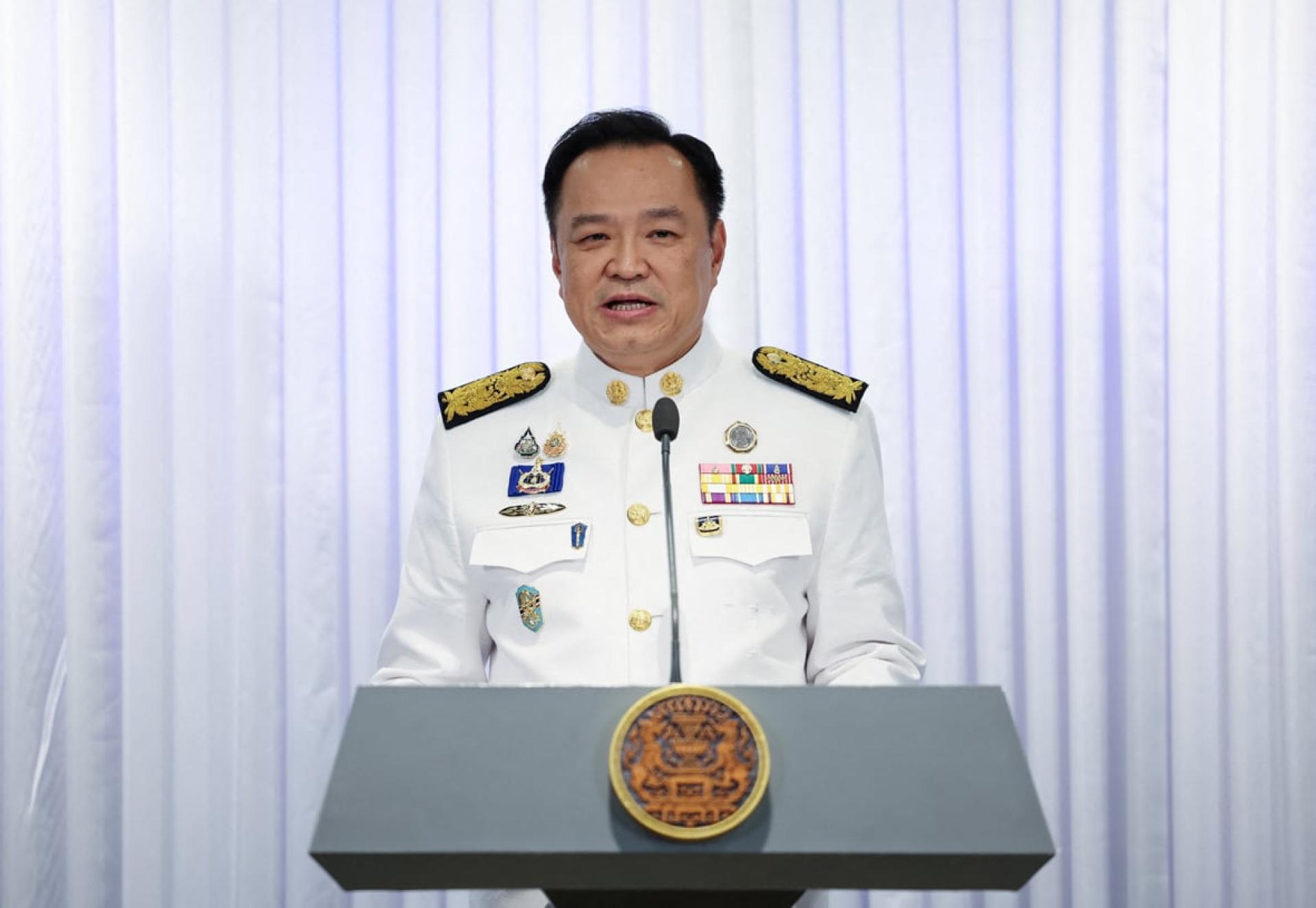 泰国首相阿努廷(档案照)
