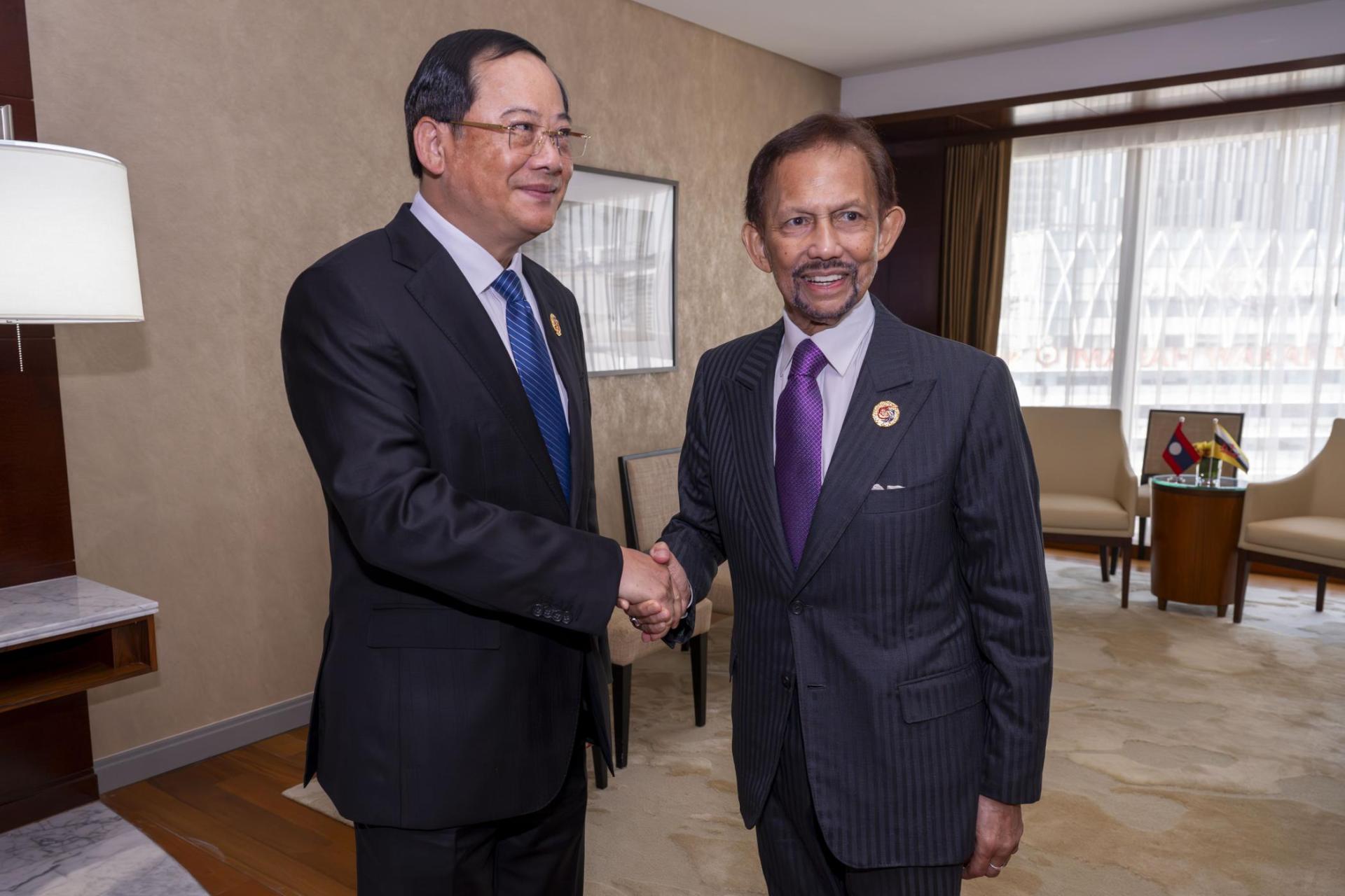 苏丹会见老挝总理宋赛西潘敦