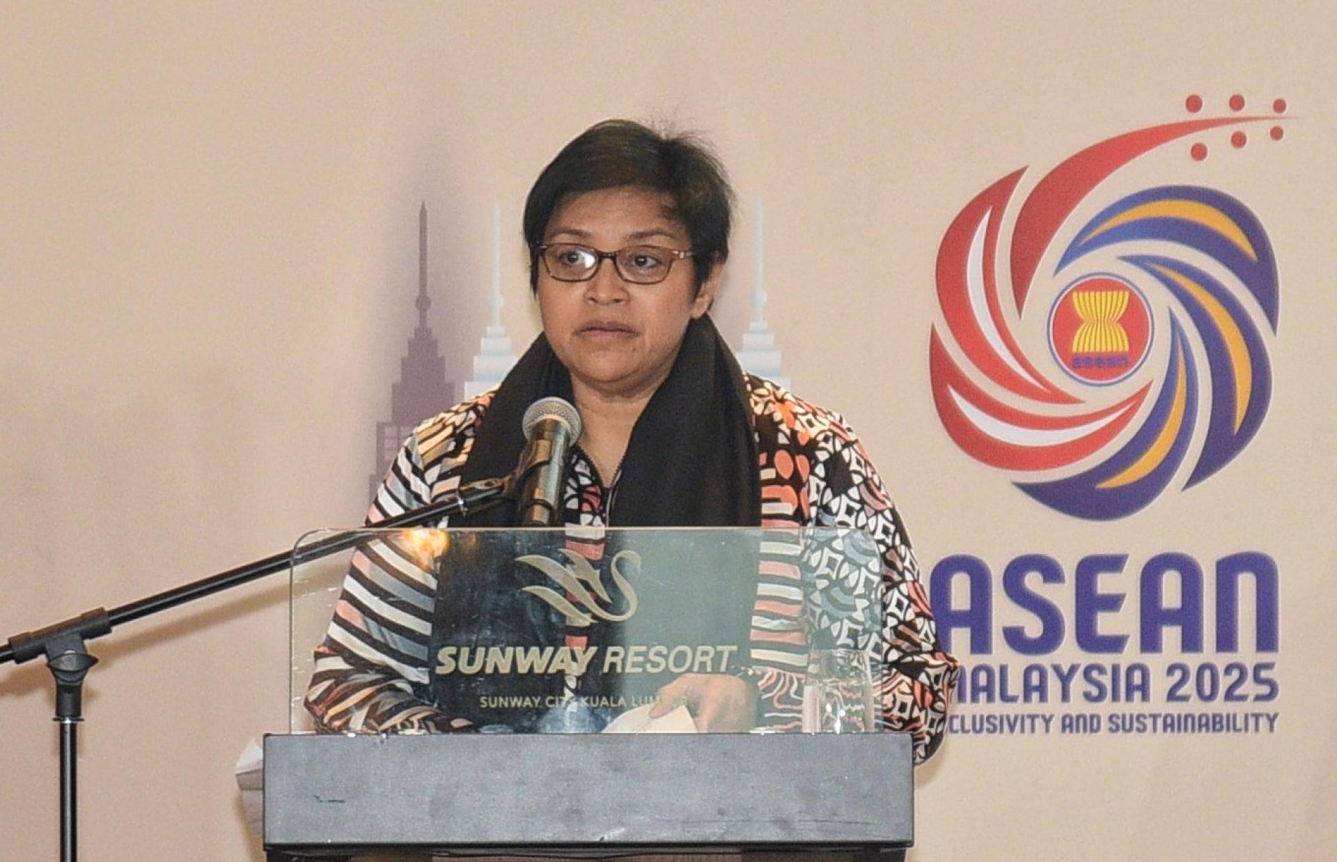 阿莎丽娜:东盟成员国应通过共同承担问责和加强公私领域合作打击贪污,从而加强区域廉正。