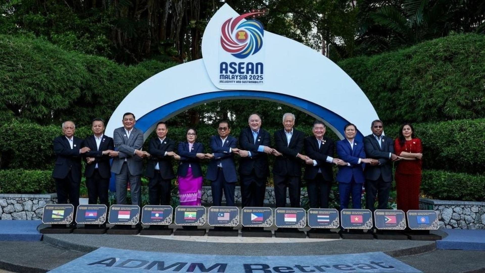 东盟防长会议将从明日起至11月2日举行。