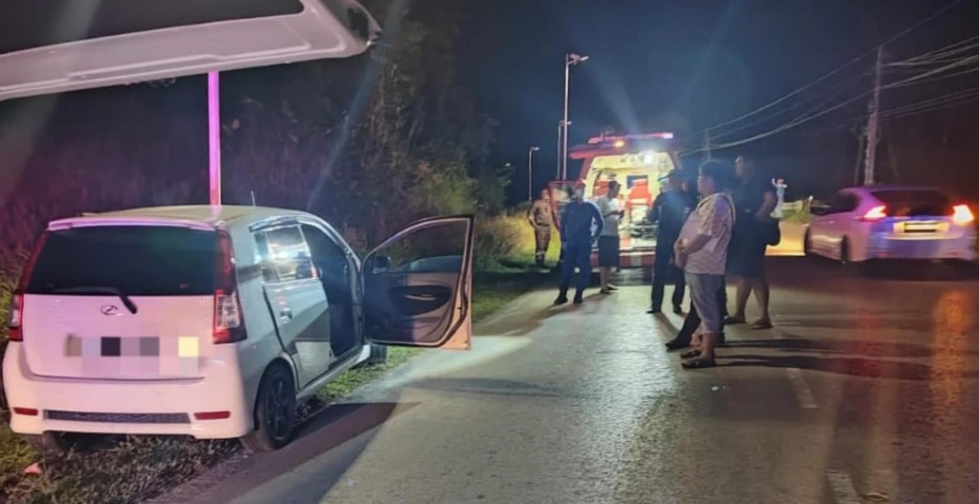 退休公务员在车祸中不幸丧生的现场。