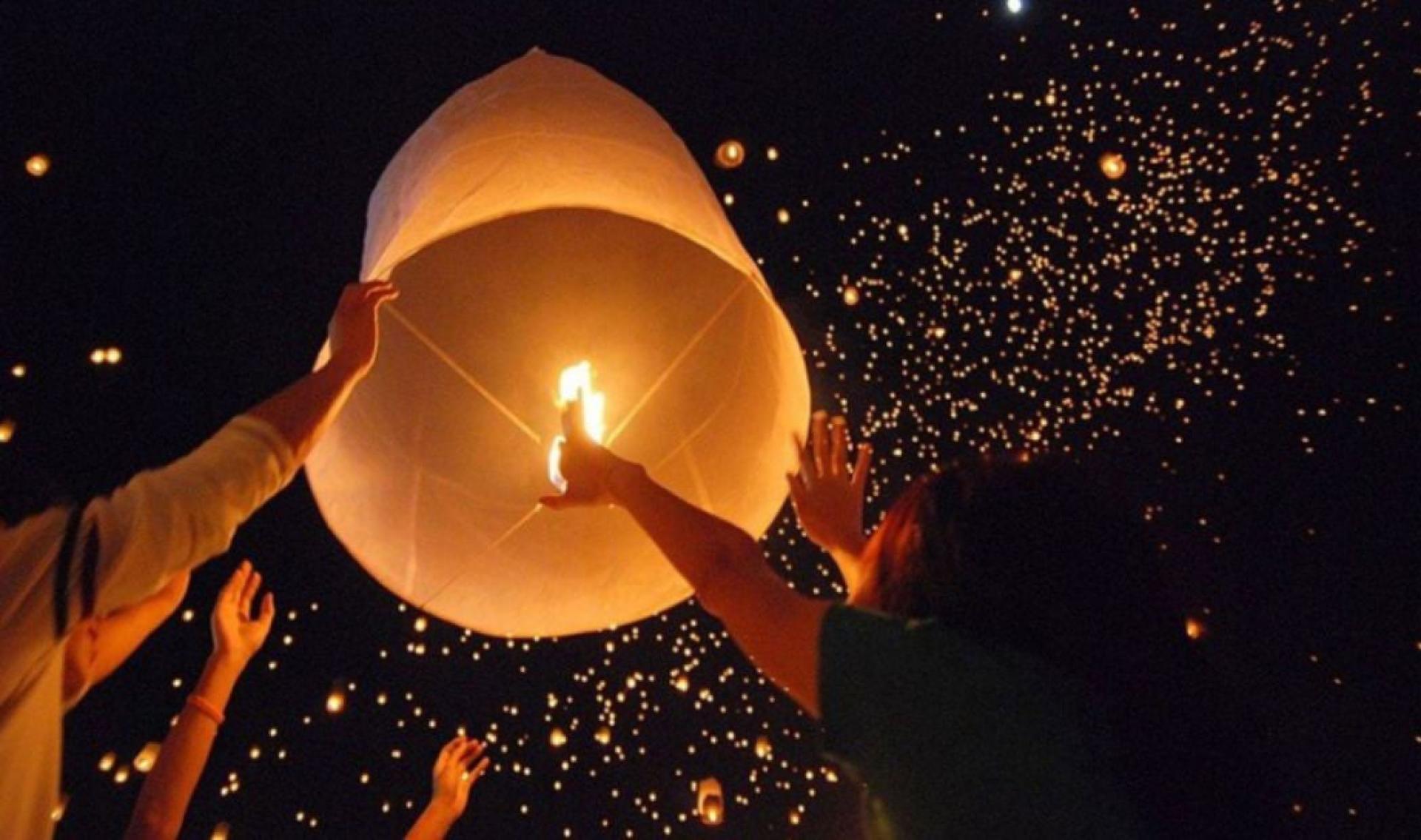 泰国各府不需取消水灯节活动。