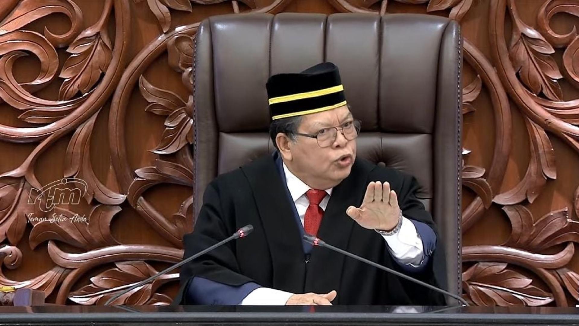 议长丹斯里佐哈里警告国会议员发言别牵涉或侮辱公务员。