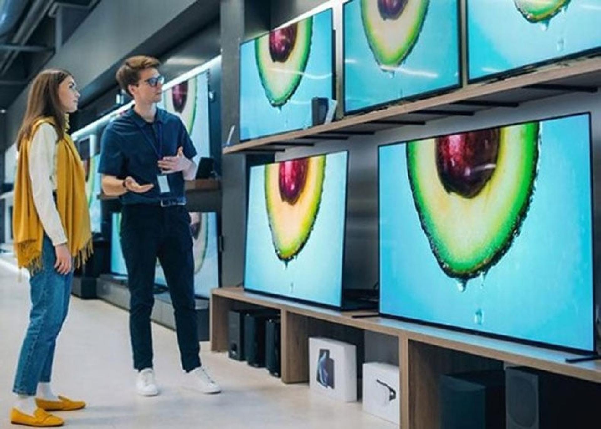 研究指,超高清电视对于普通大小客厅而言意义不大。