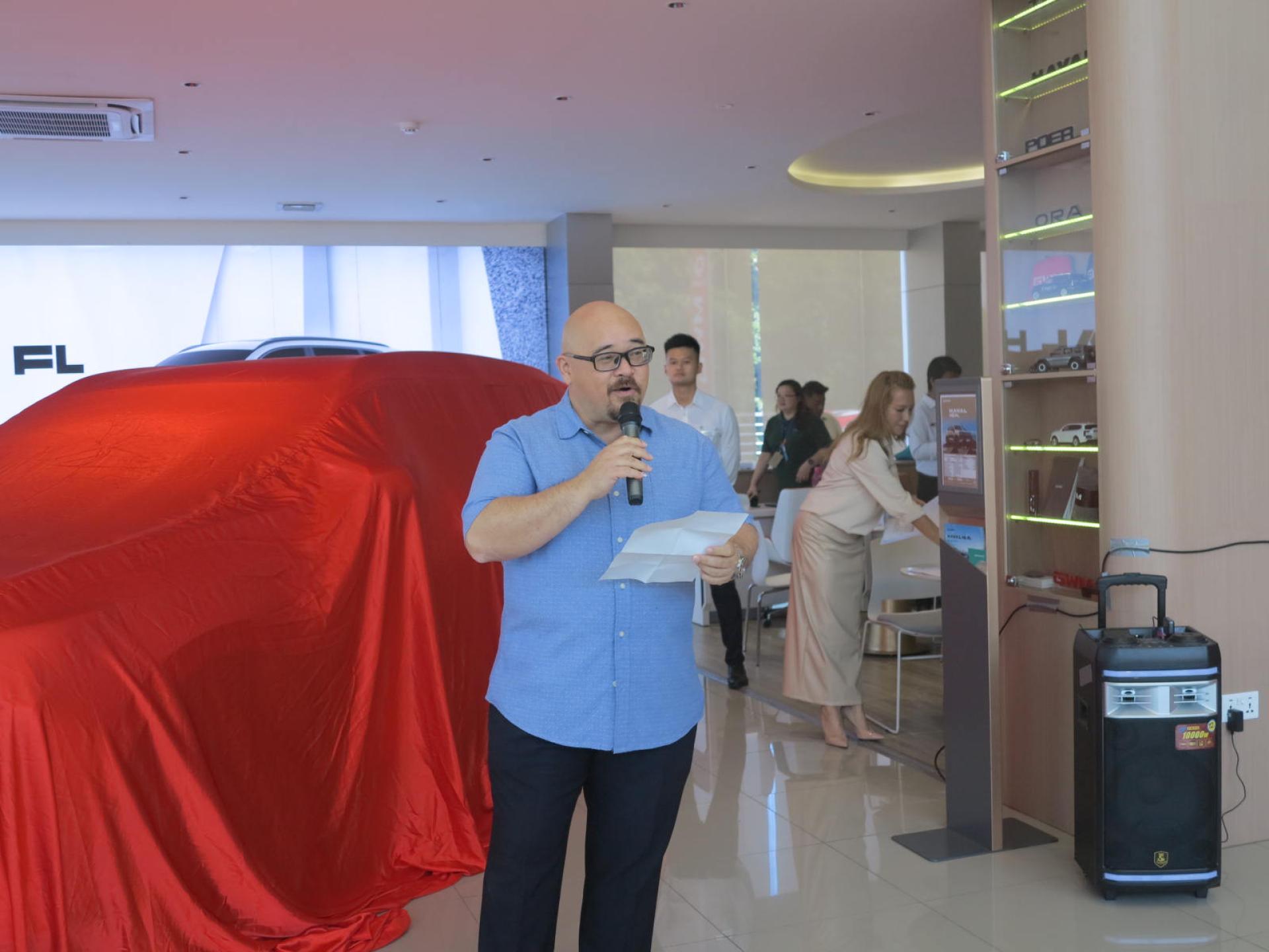 Berjaya Sdn Bhd 董事总经理彭基兰伊万在会上致欢迎词