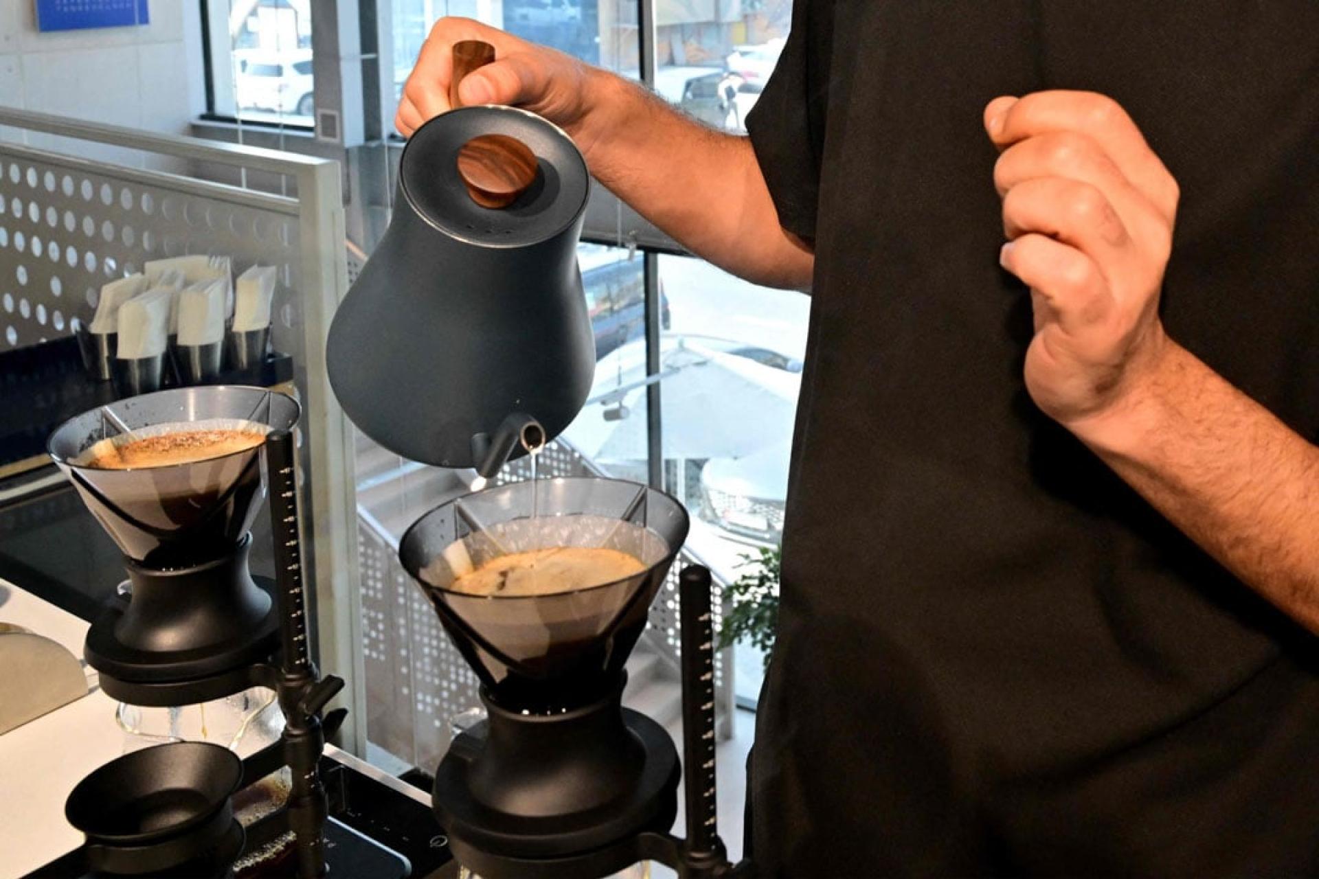 萨格索兹指这款咖啡带有花果香。