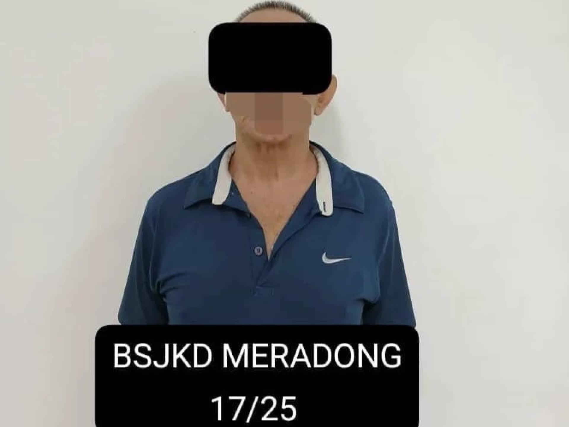 一名年约60岁的男子涉嫌以“伪冒电话”手法进行诈骗，于昨晚在民丹莪落网。