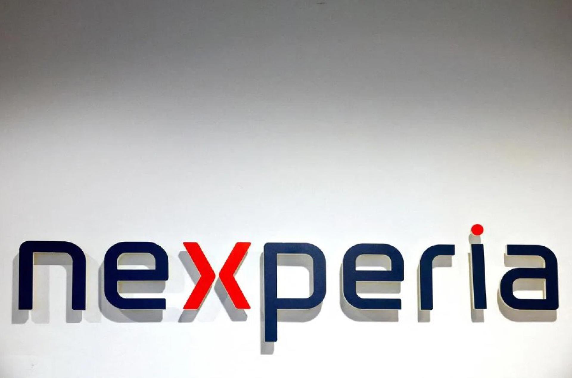 安世中国星期日公告称，荷兰安世半导体单方面决定停止向东莞的封装测试工厂供应晶圆。目前公司库存充足，能够满足客户至年底乃至更长时间的订单需求。