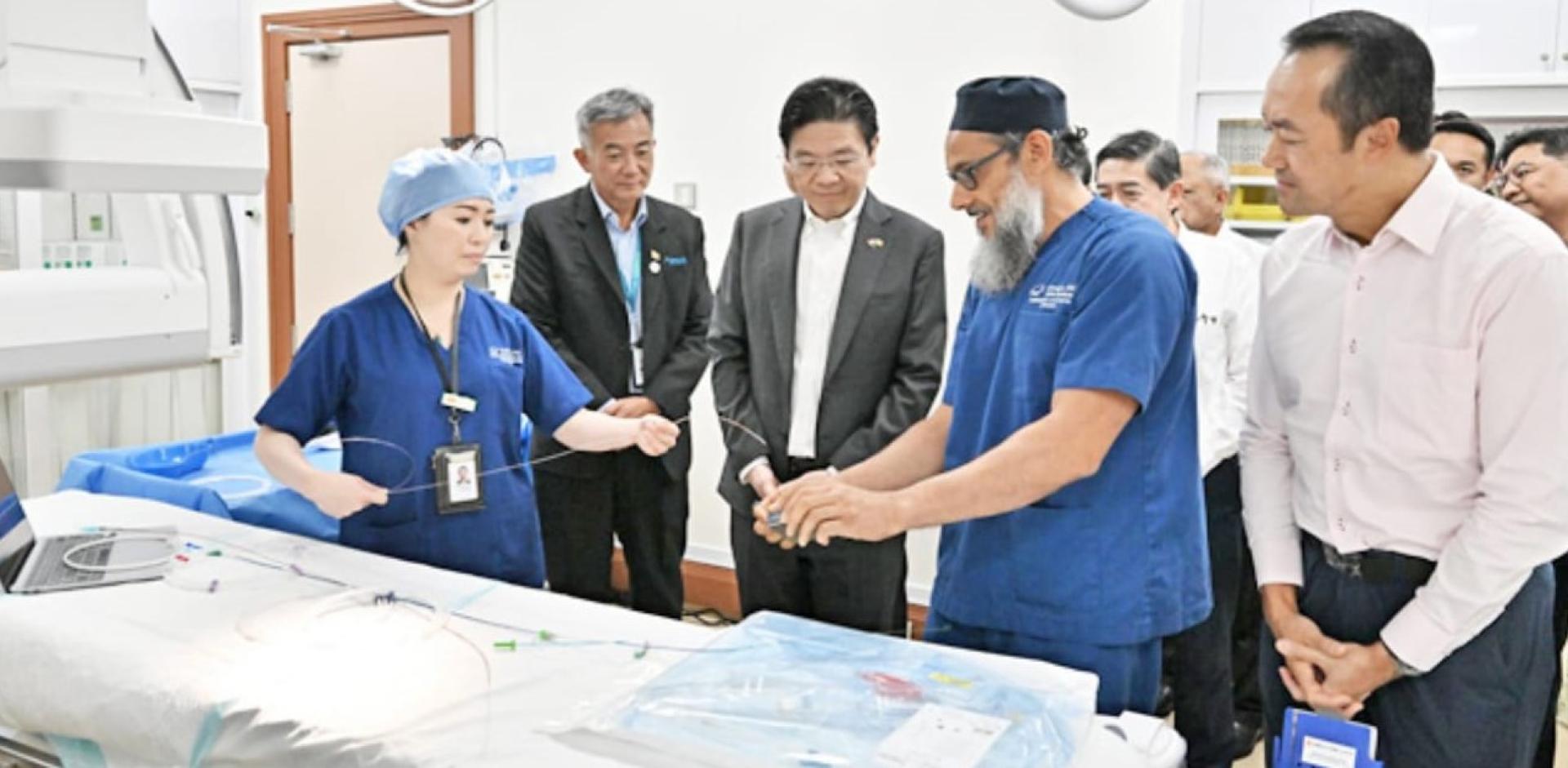 新加坡总理兼财政部长黄循财参观JPMC医疗设施