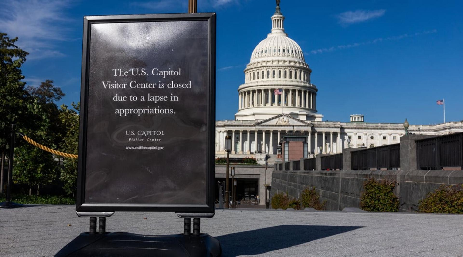 国国会两党仍无法就临时拨款法案达成共识，联邦政府继续“停摆”。