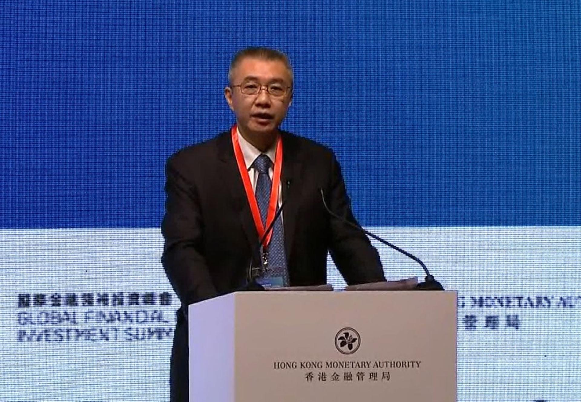 中国金融监管总局副局长周亮称，港资银行资产规模在中国的外资银行中“占据半壁江山”。