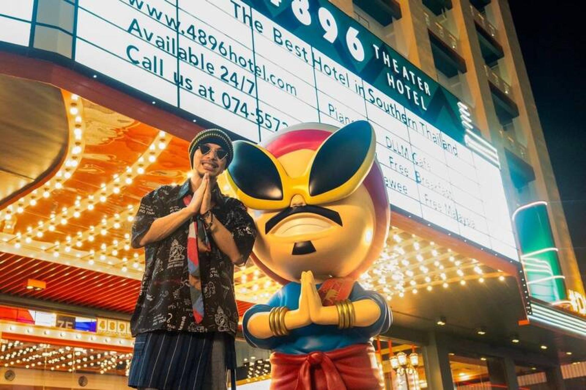 有报导指黄明志在泰国旅游时特别偏爱消费第三性公关，不过黄明志经纪人驳斥这是不实传闻。