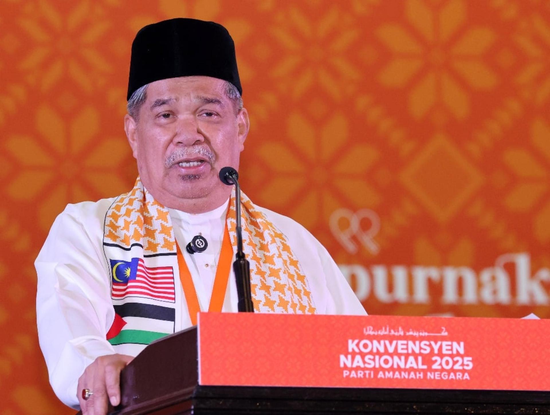 莫哈末沙布盼教育部及专家，可以探讨让校园重回有纪律及和谐的氛围。