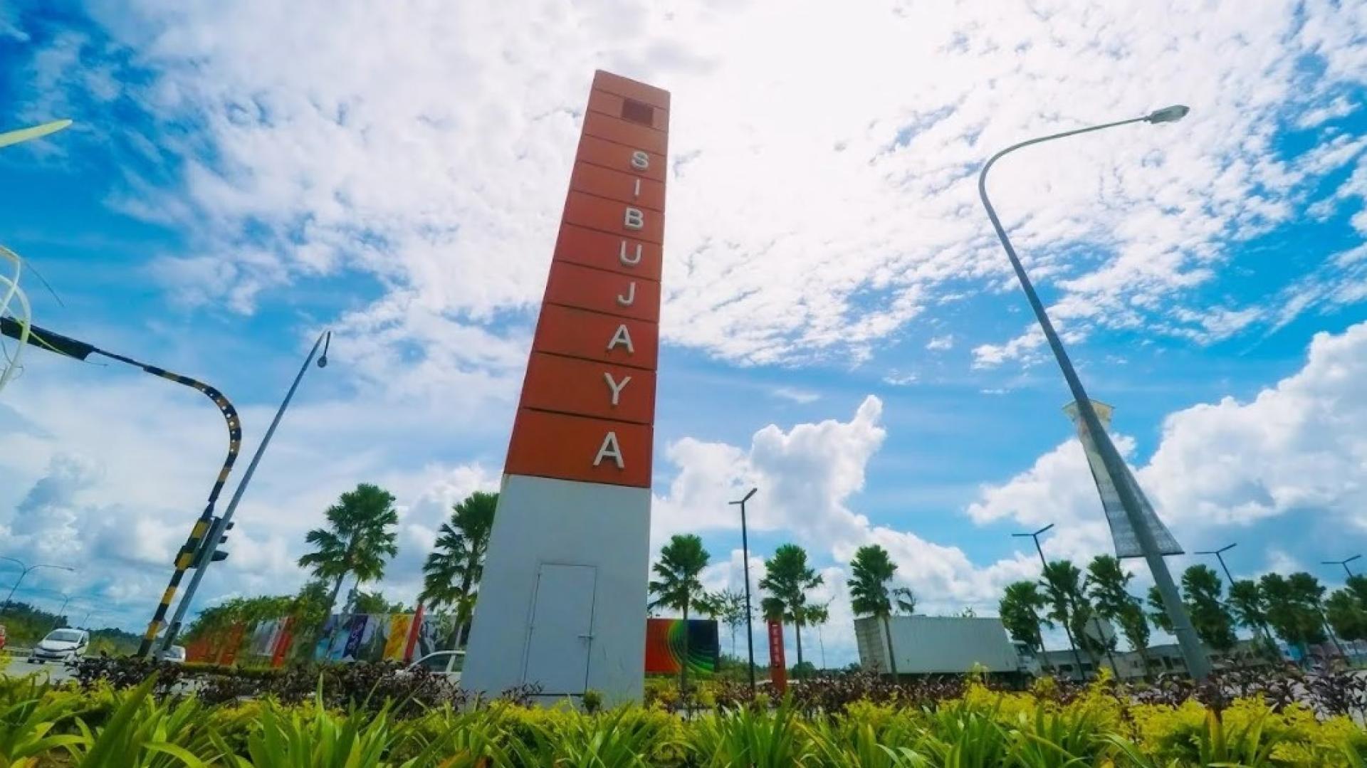 如今的诗巫再也地理位置优越，不仅是诗巫的卫星城，也成为带动周边地区——包括加拿逸（Kanowit）、宋（Song）、如楼（Julau）、巴干（Pakan）及打拉（Dalat）——发展的催化中心。