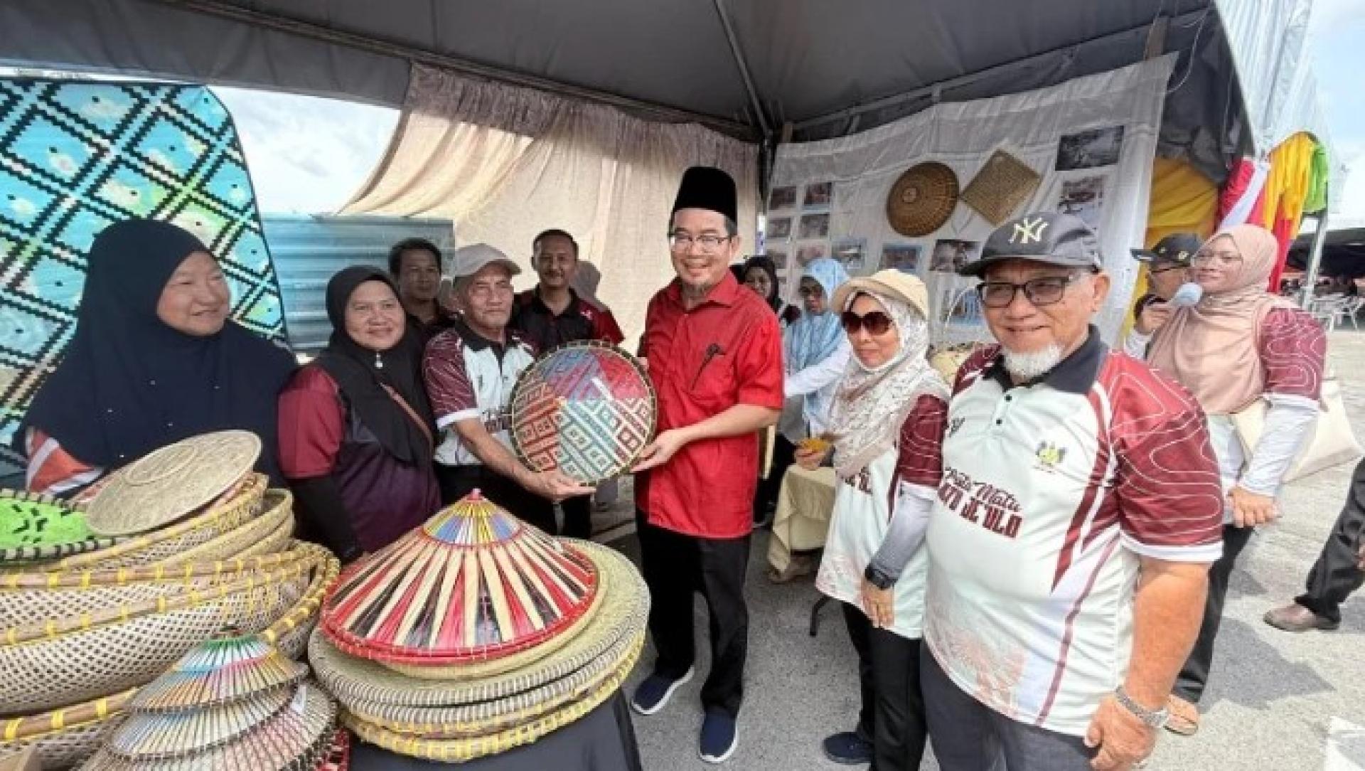 哲莫仁（N.44）选区服务中心（Pusat Khidmat N.44 Jemoreng）。