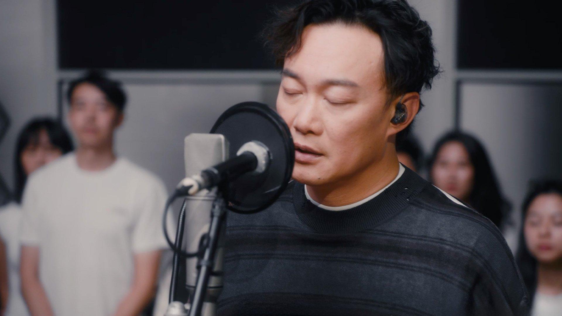 《K歌之王 AIR》计划原是广告邀约，陈奕迅笑称是“自己搞出来的大头佛”。