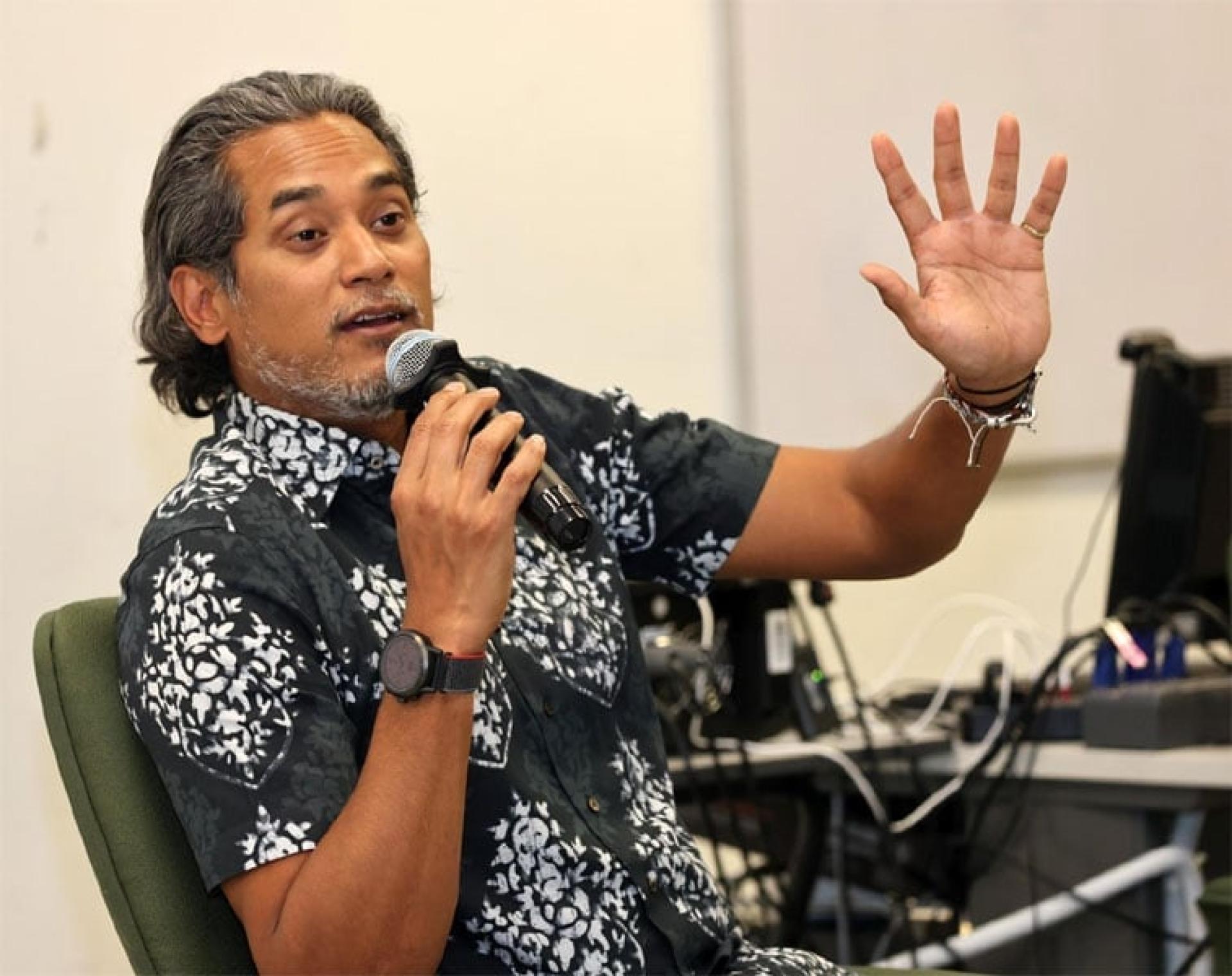 消息称，凯里将回归巫统，并被受委出任部长。